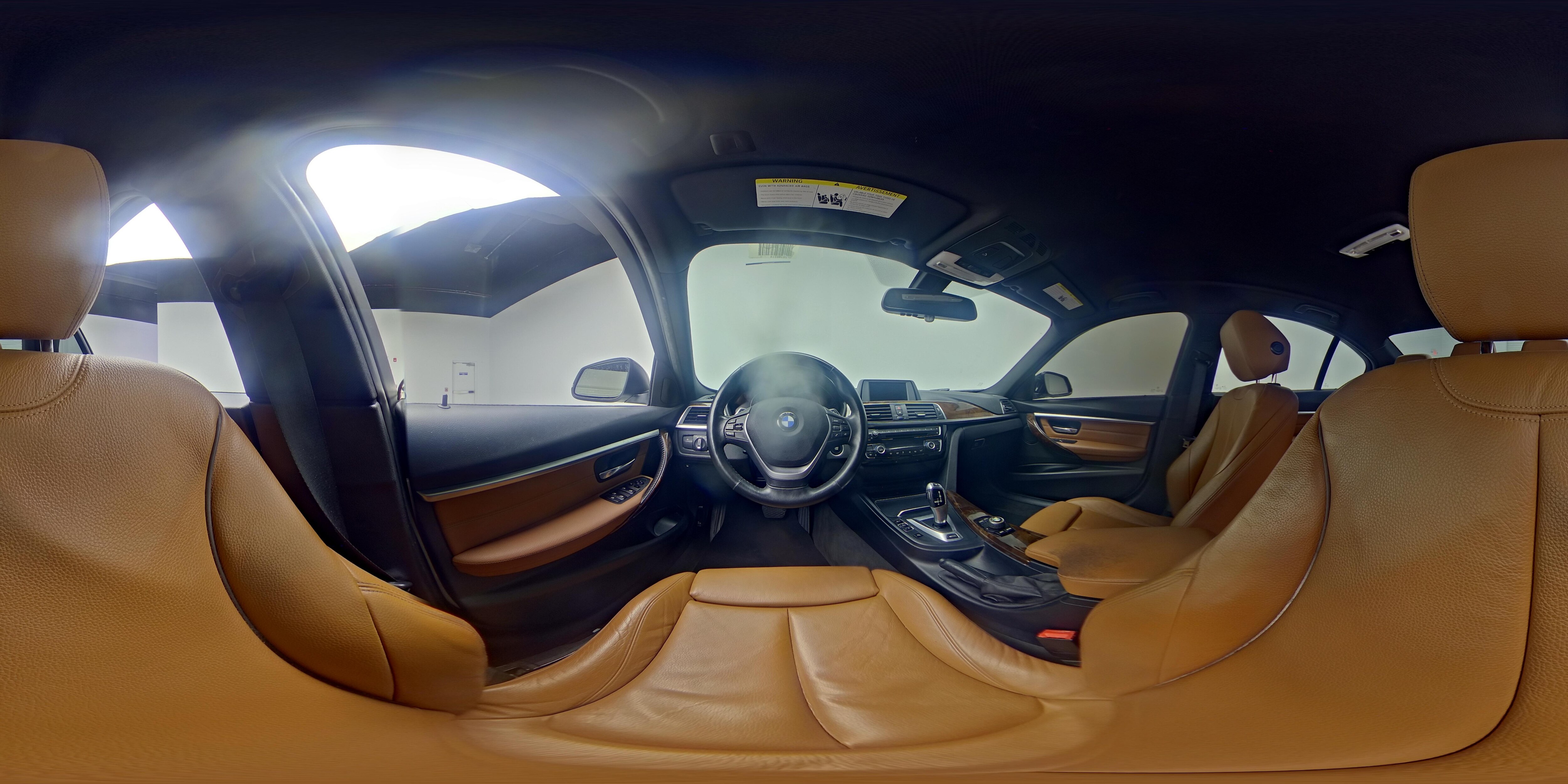 2017 BMW 3 Series 330e - Photo 26