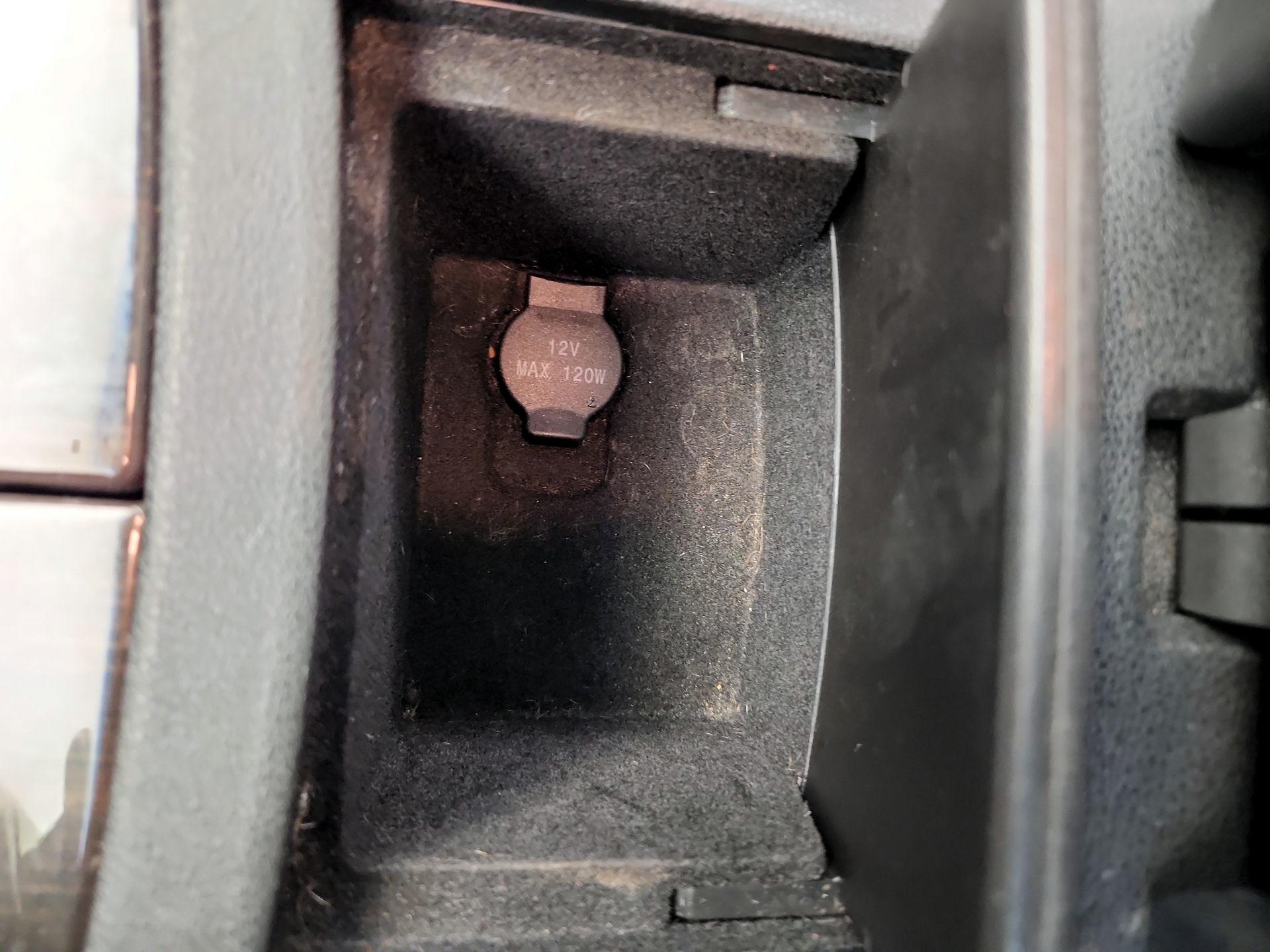 Thumbnail: 2014 Nissan Maxima - 18