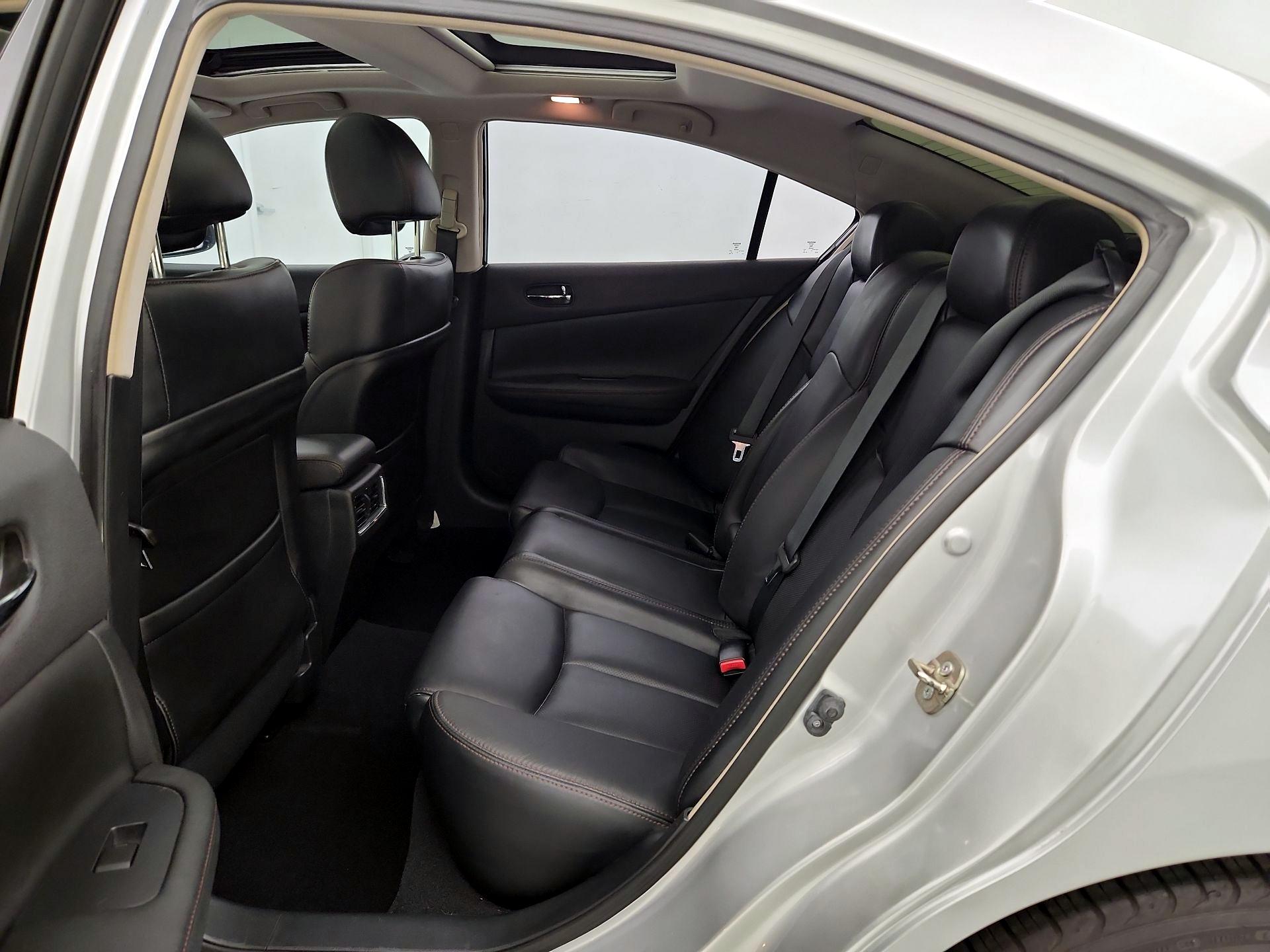 Thumbnail: 2014 Nissan Maxima - 20