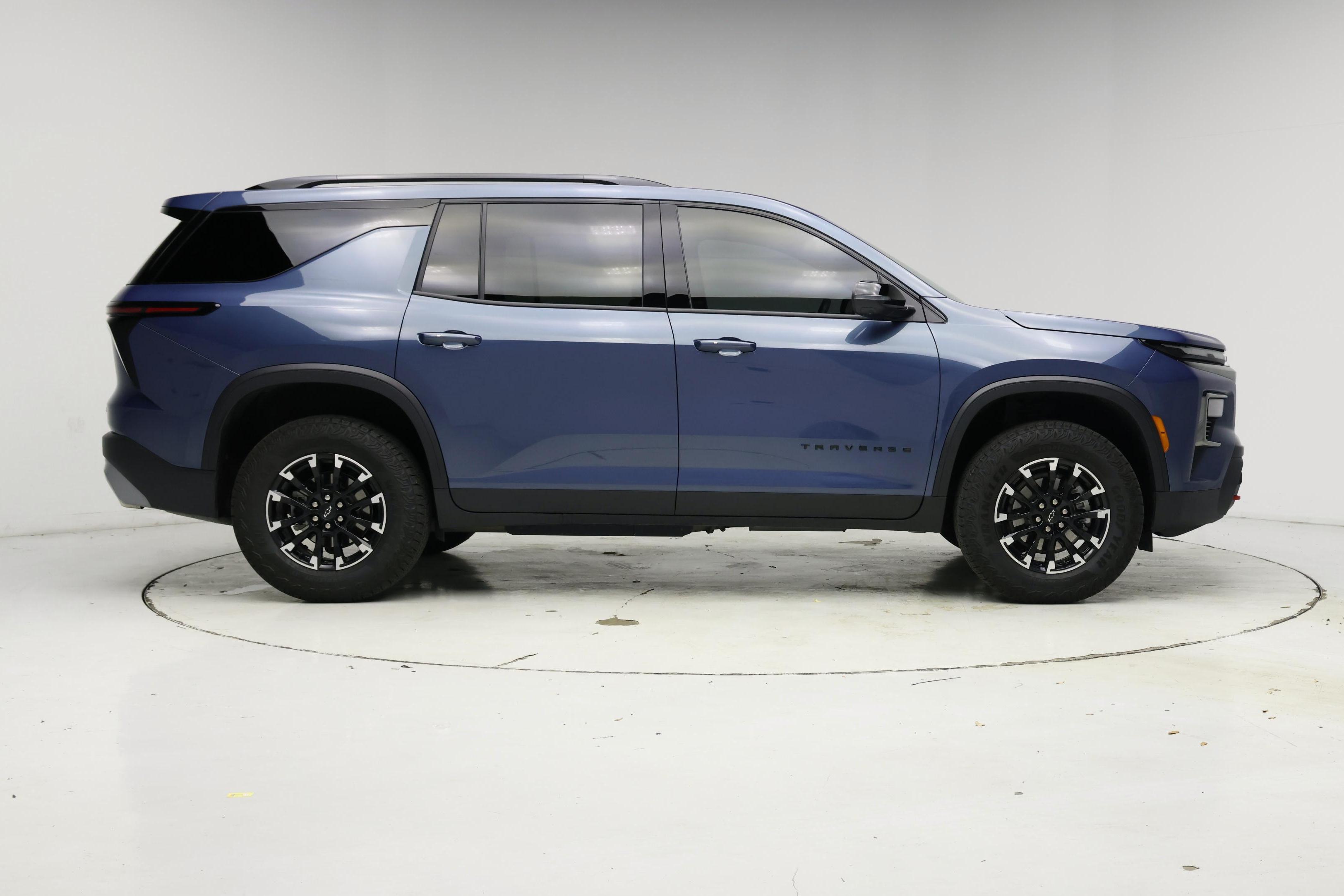 Thumbnail: 2026 Chevrolet Traverse - 7