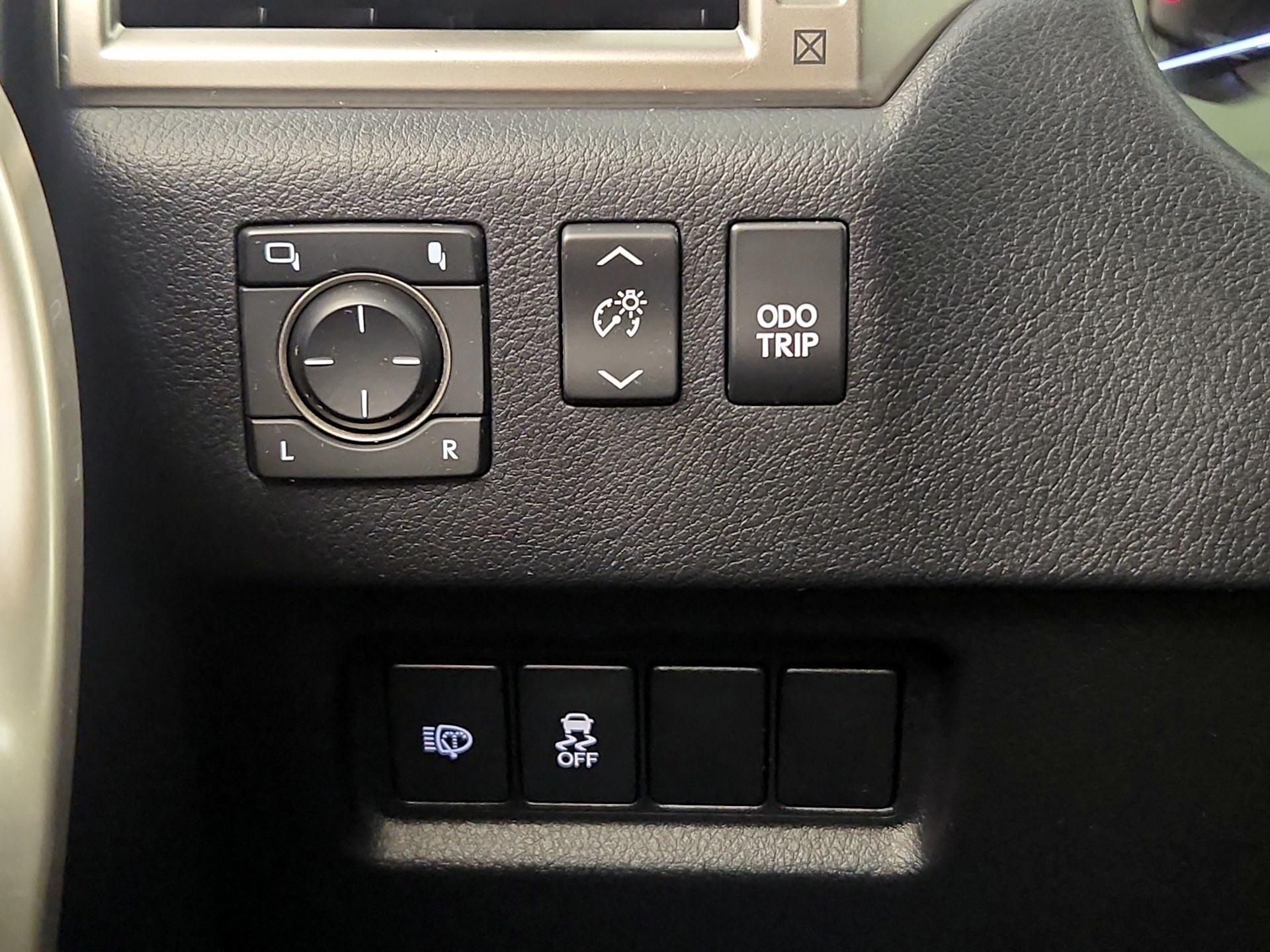 Thumbnail: 2018 Lexus GX - 13