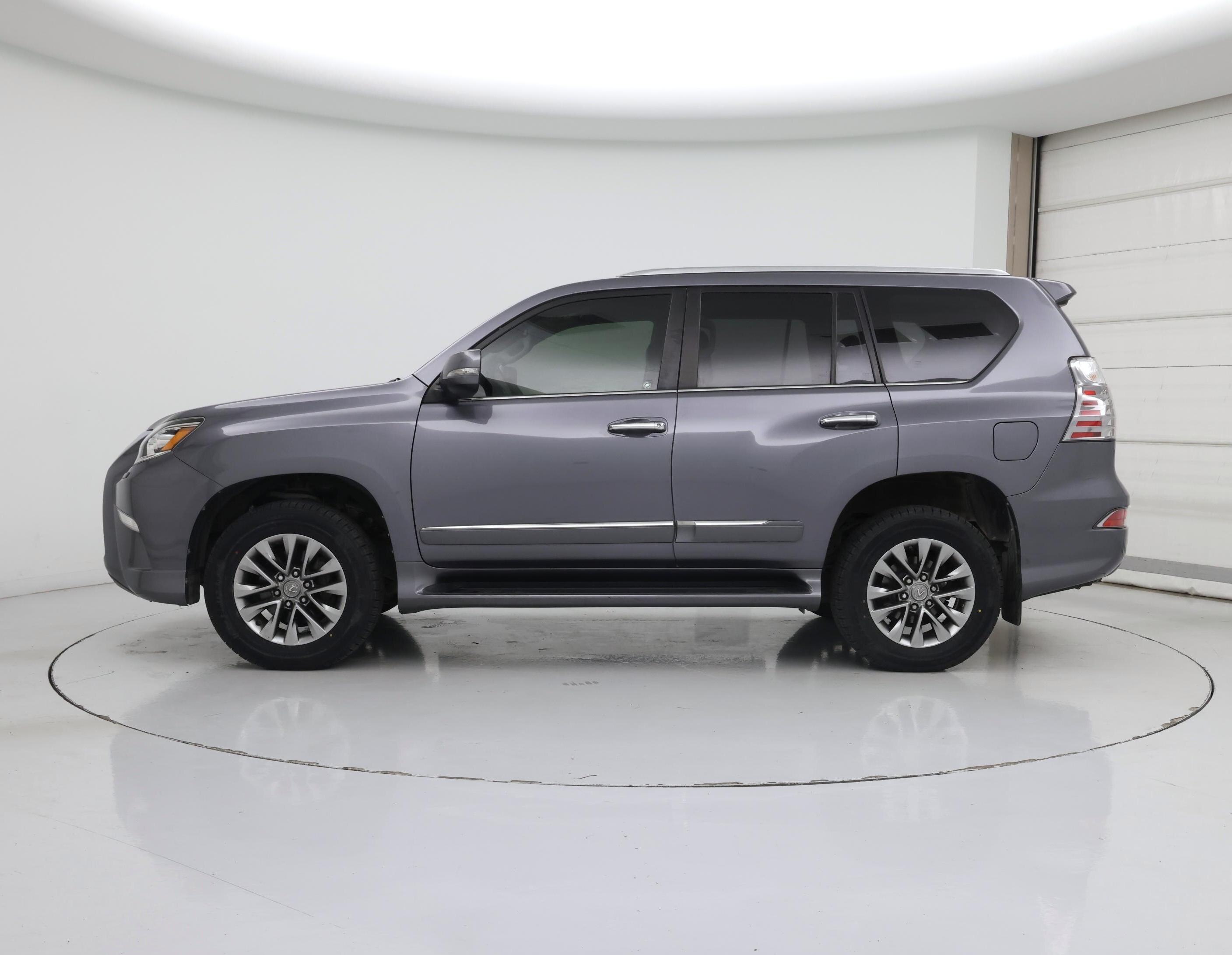 Thumbnail: 2018 Lexus GX - 3