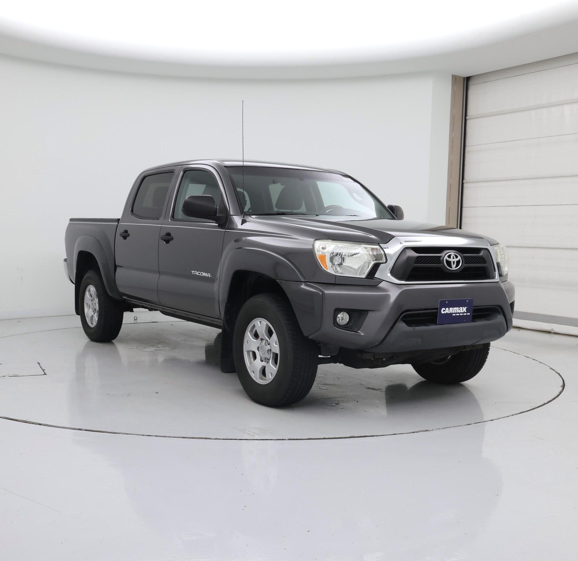 Gray 2015 Toyota Tacoma Pickup Truck 4X2 Automatic