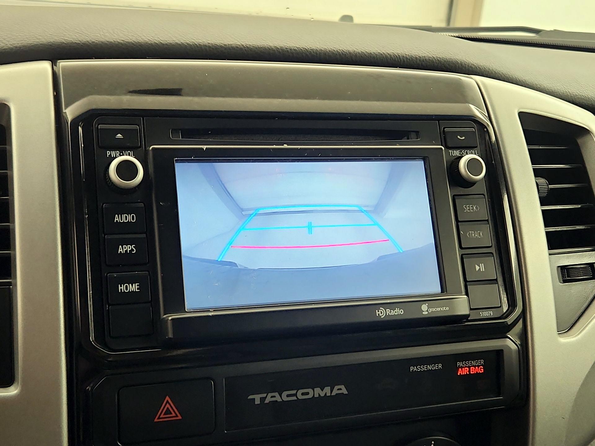 Thumbnail: 2015 Toyota Tacoma - 14