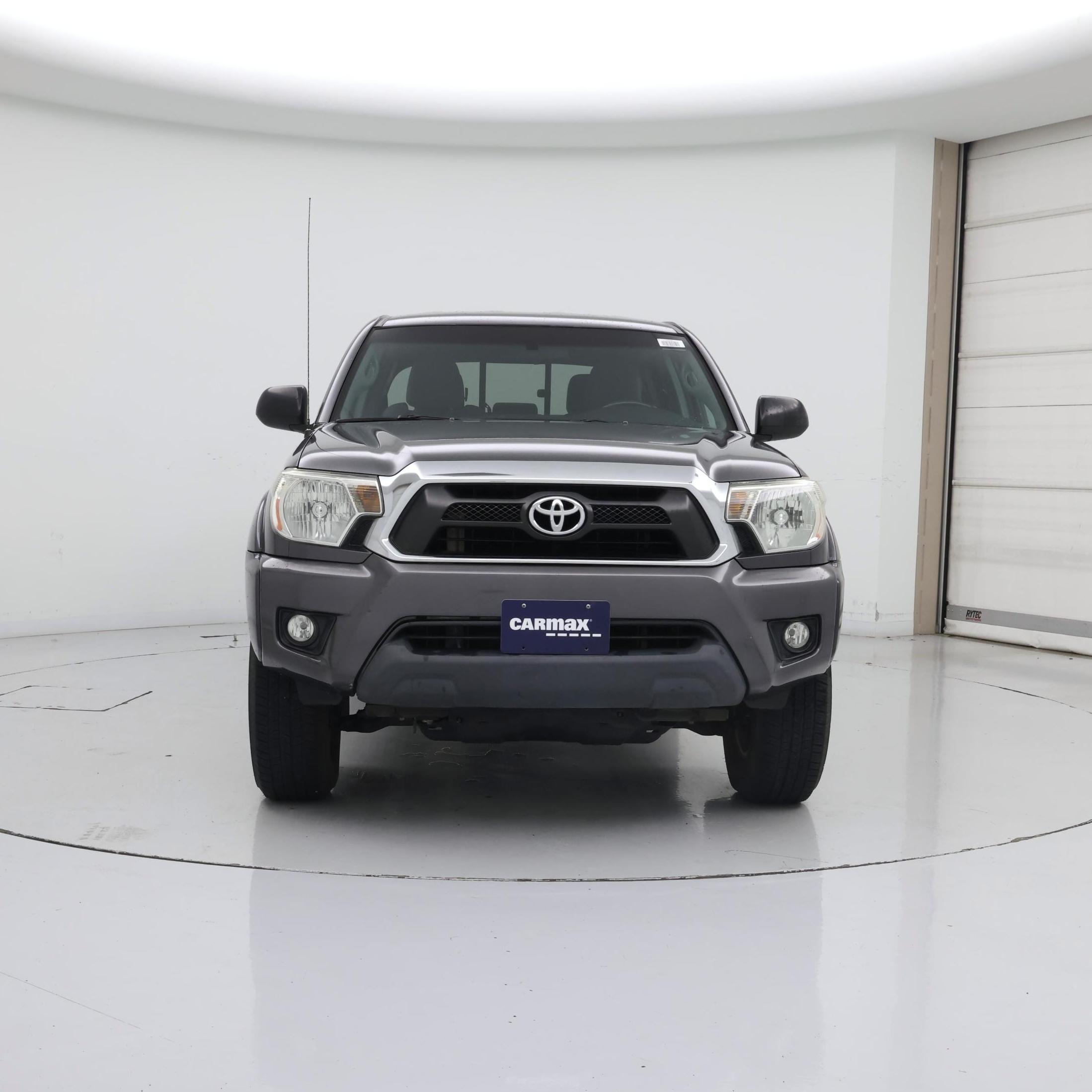Thumbnail: 2015 Toyota Tacoma - 5