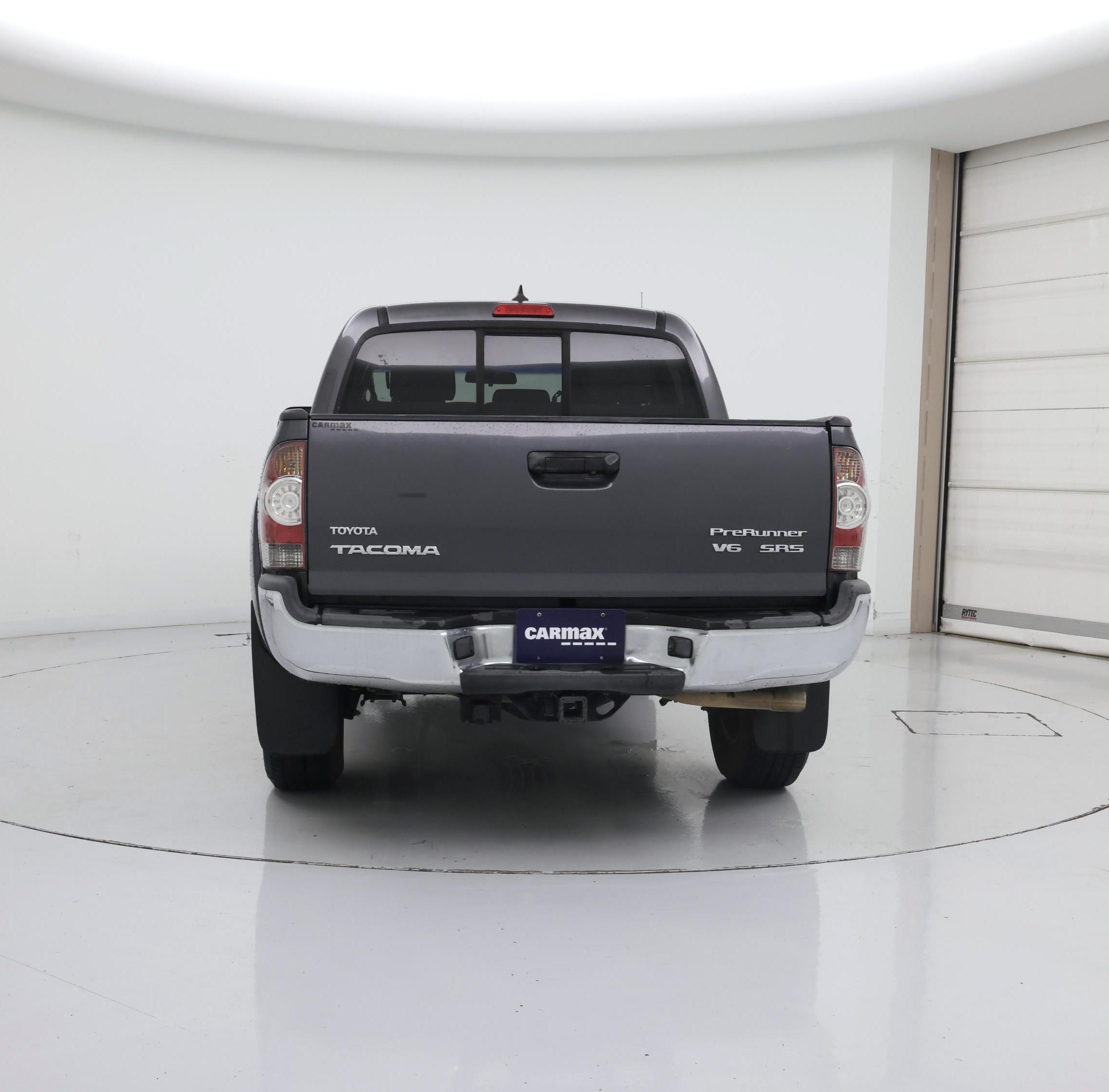 Thumbnail: 2015 Toyota Tacoma - 6