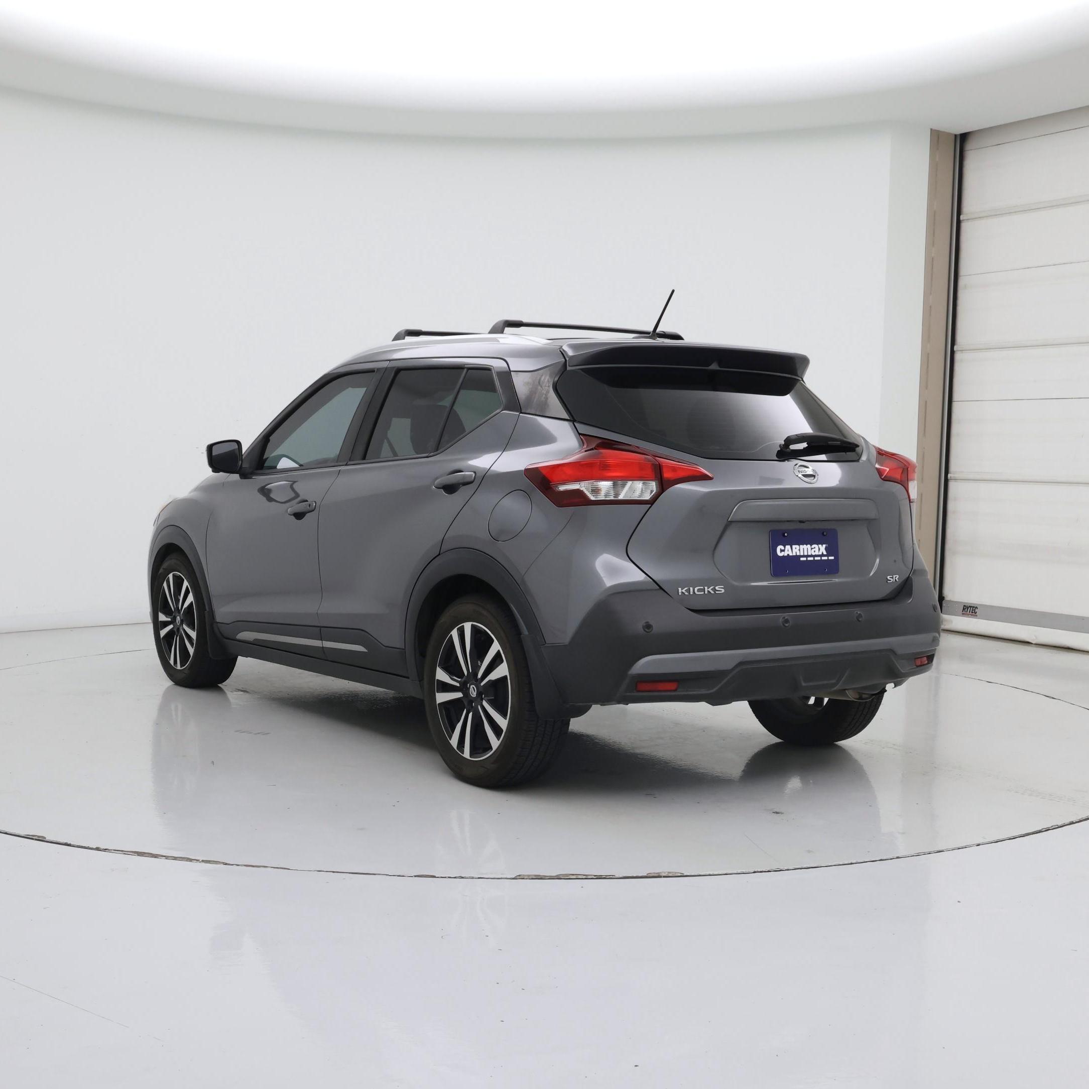 Thumbnail: 2020 Nissan Kicks - 2