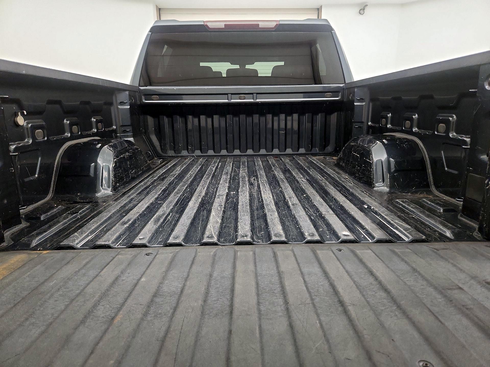Thumbnail: 2021 Chevrolet Silverado 1500 - 20