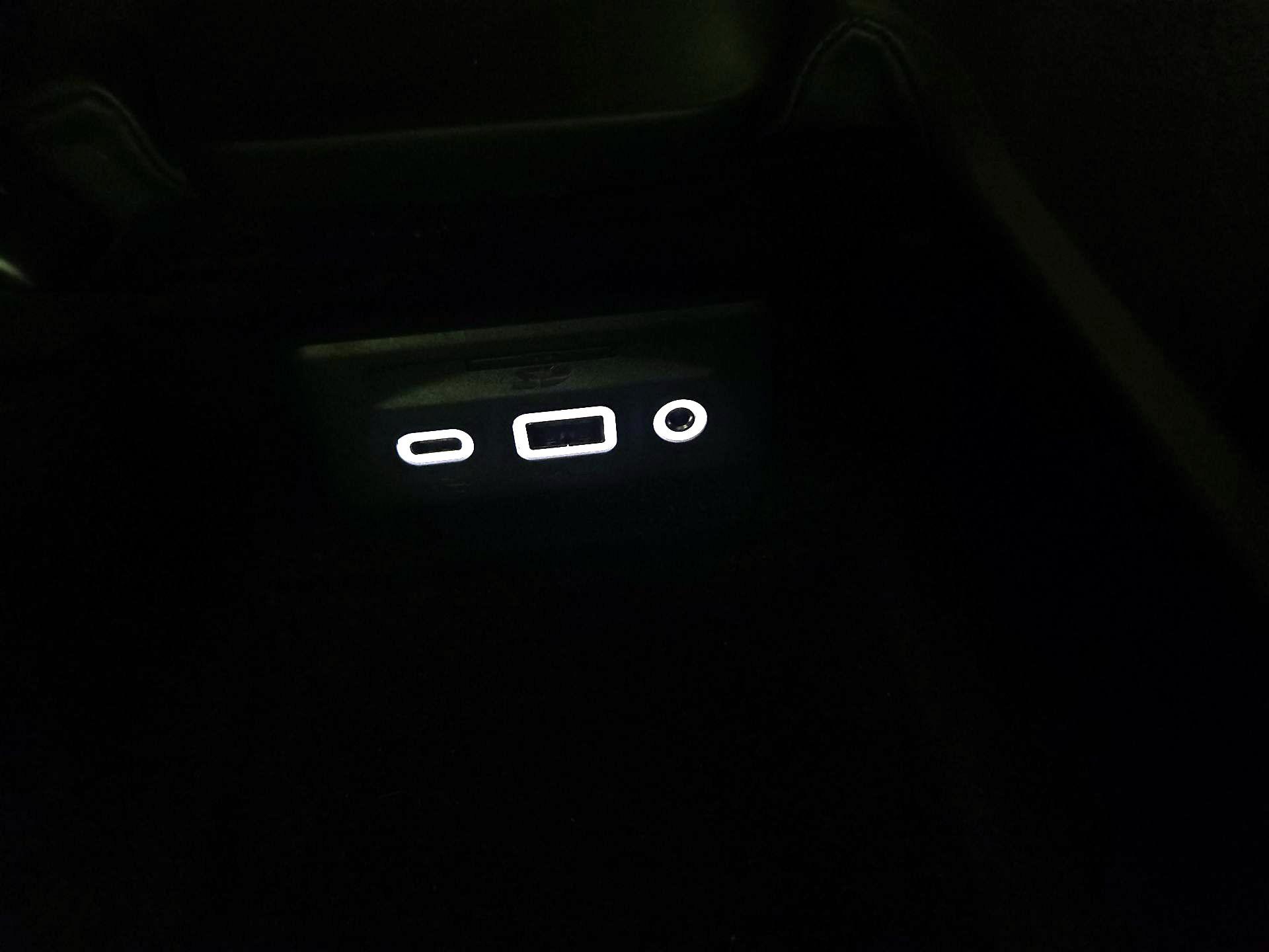 Thumbnail: 2020 Chevrolet Corvette - 19