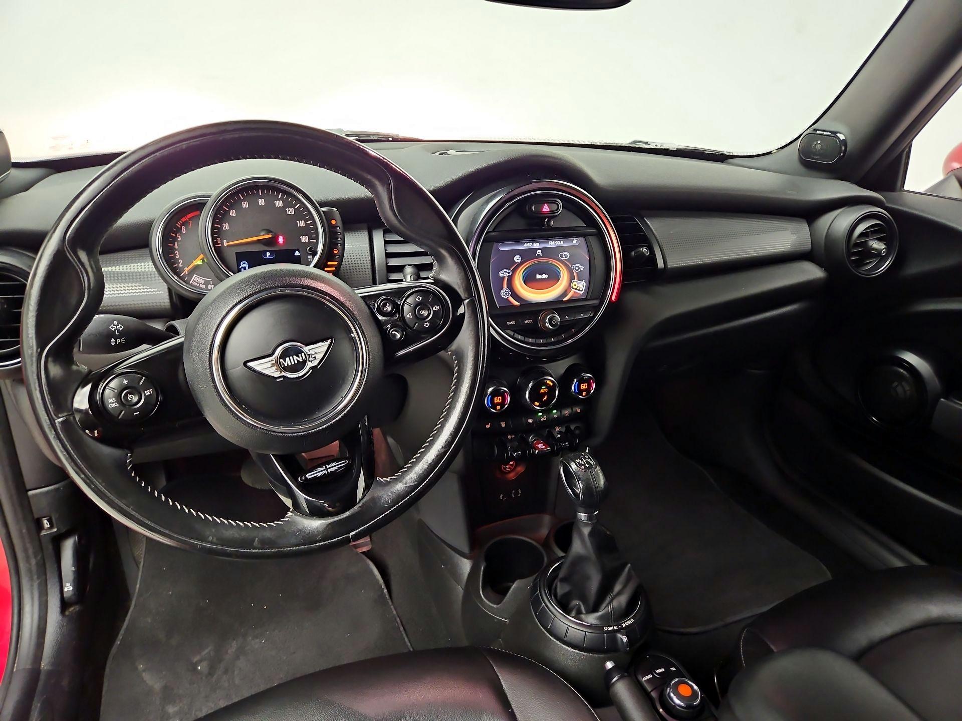 Thumbnail: 2016 MINI Cooper - 9