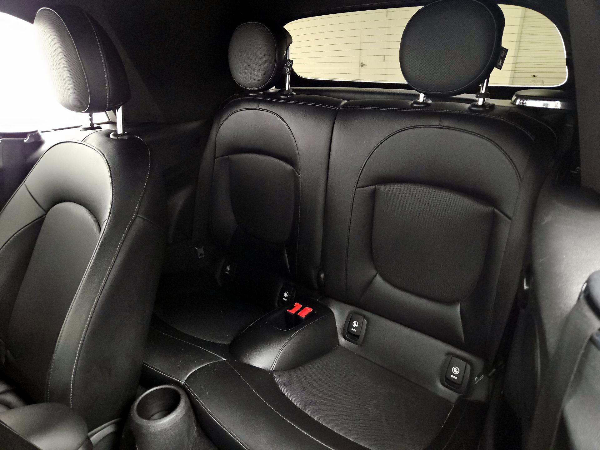 Thumbnail: 2016 MINI Cooper - 18