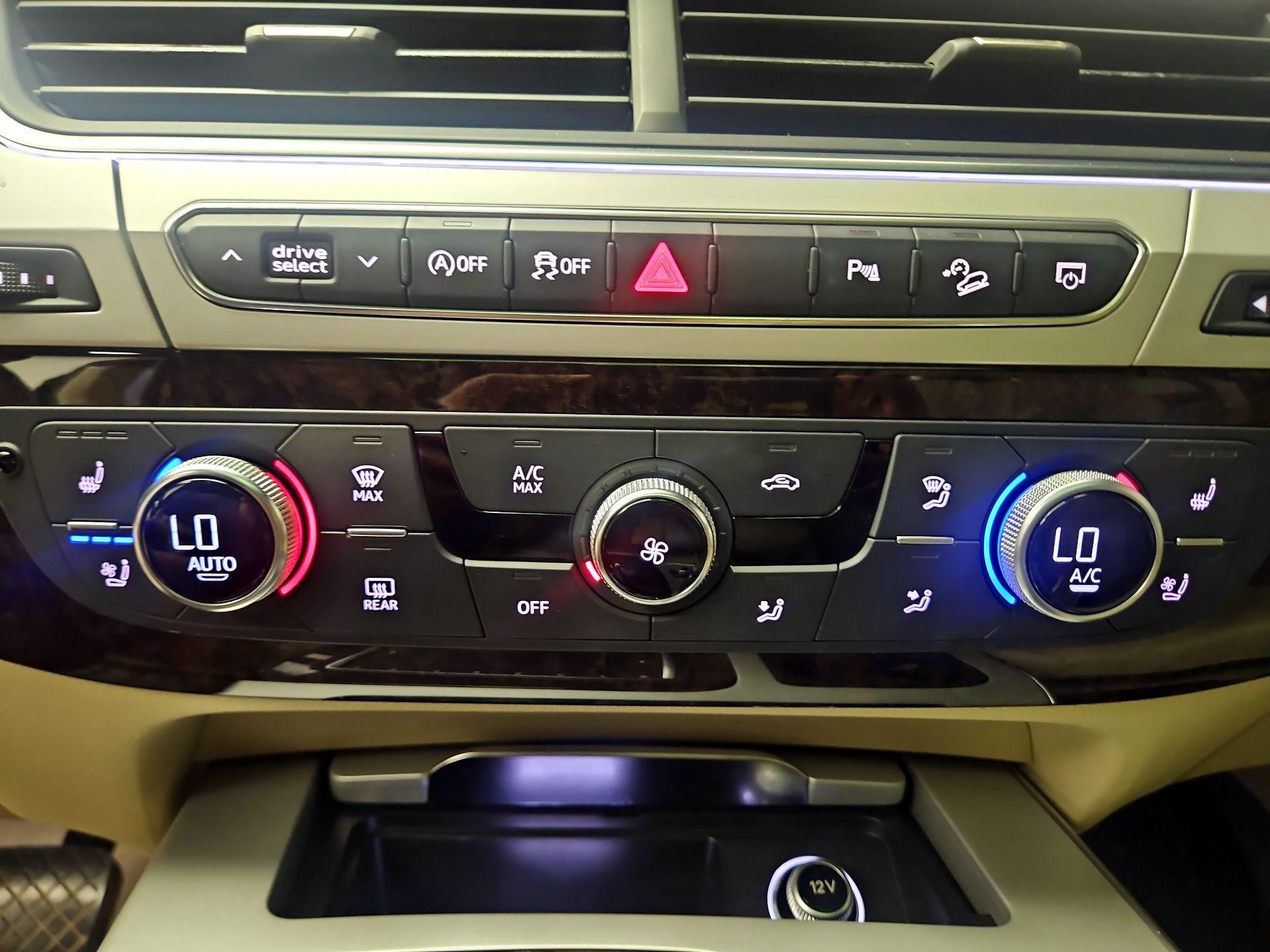 Thumbnail: 2018 Audi Q7 - 17