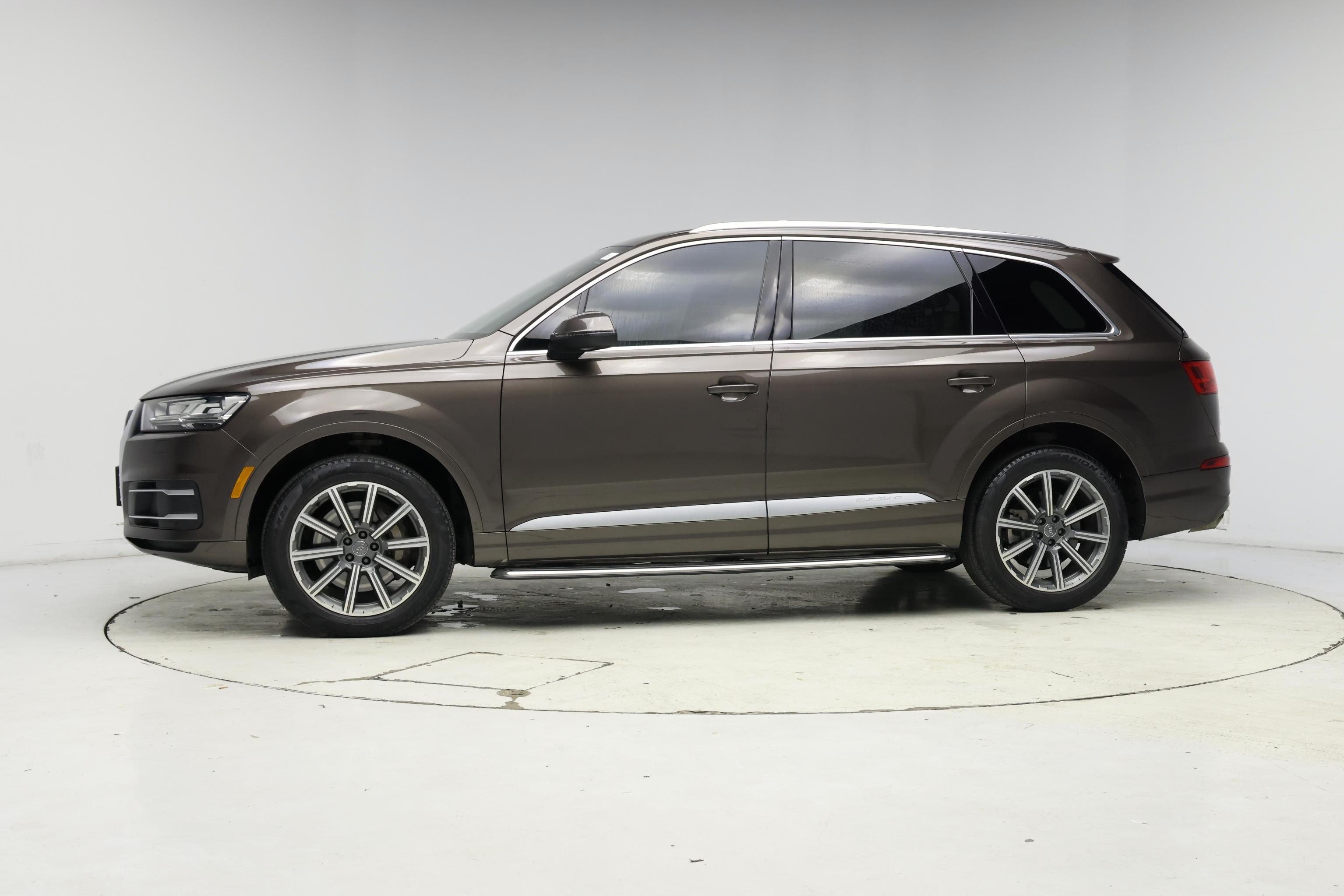 Thumbnail: 2018 Audi Q7 - 3