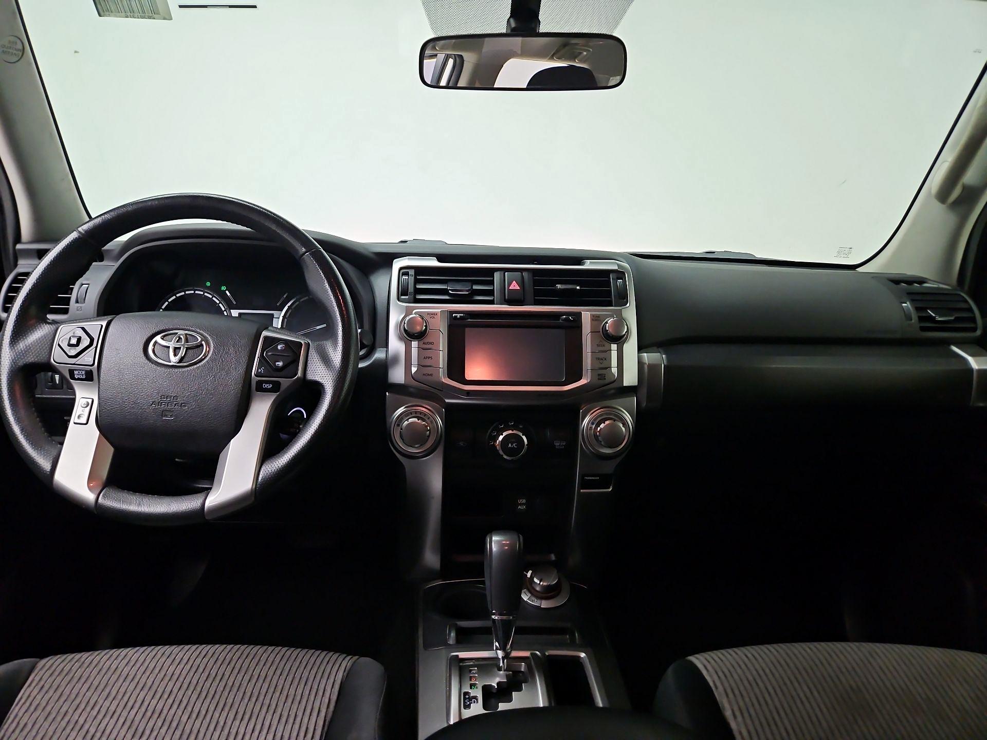 Thumbnail: 2016 Toyota 4Runner - 9