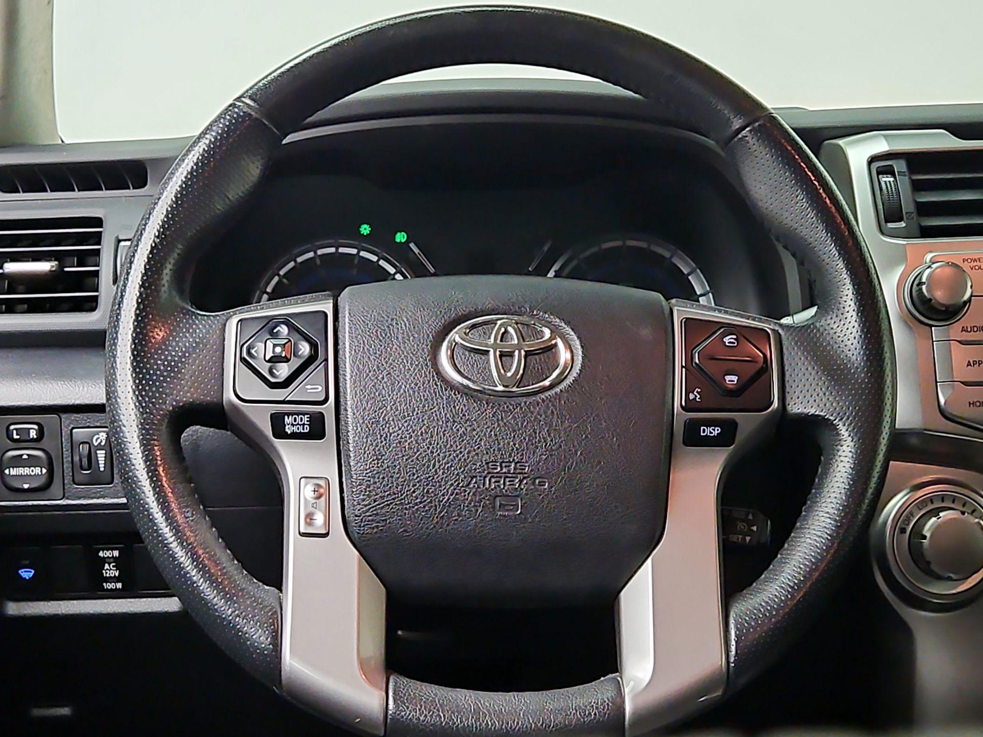 Thumbnail: 2016 Toyota 4Runner - 10
