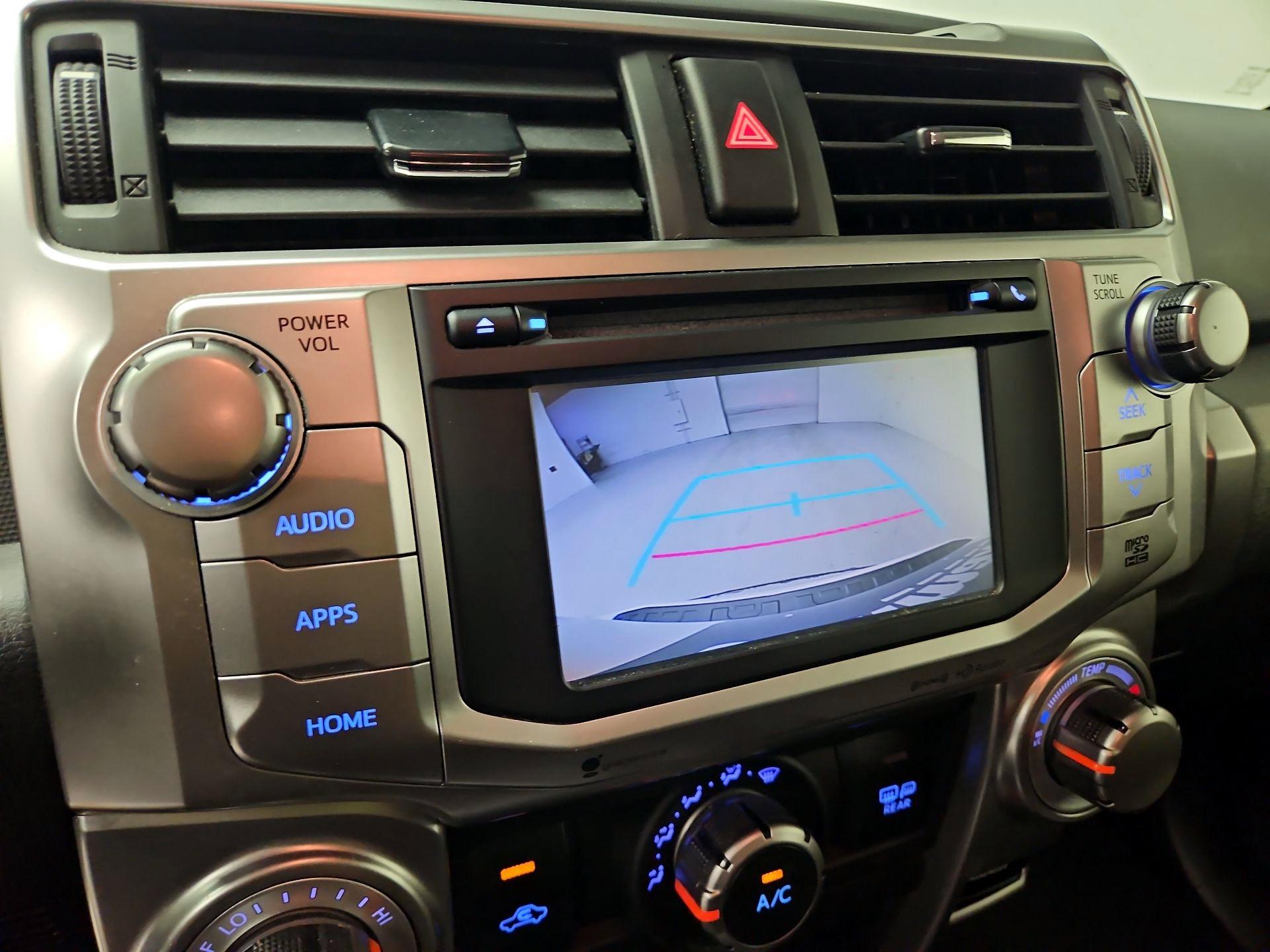 Thumbnail: 2016 Toyota 4Runner - 15