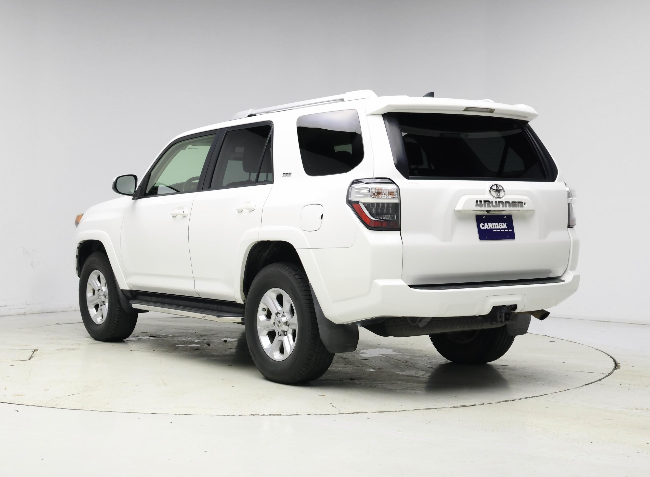 Thumbnail: 2016 Toyota 4Runner - 2