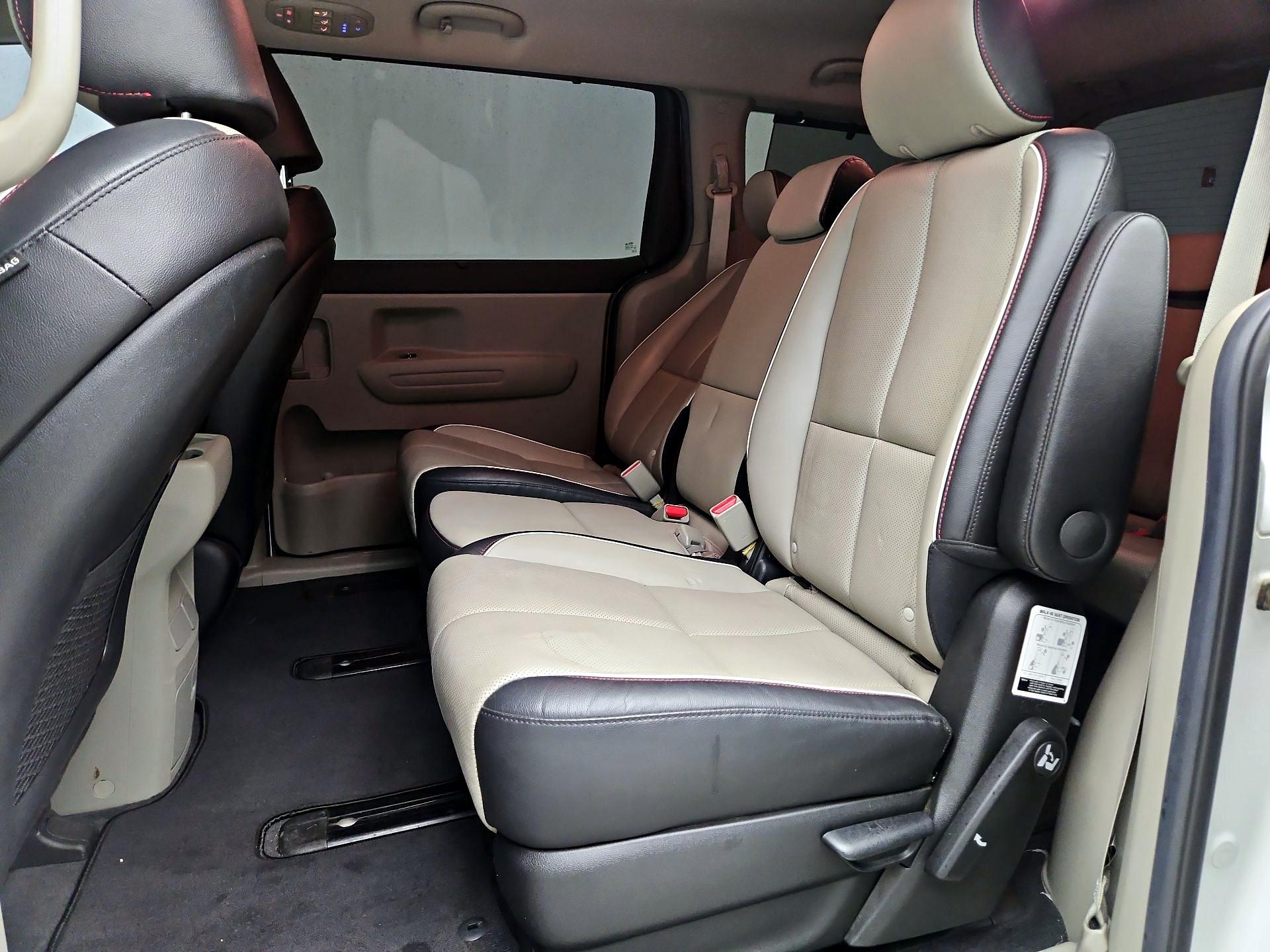 Thumbnail: 2021 Kia Sedona - 19