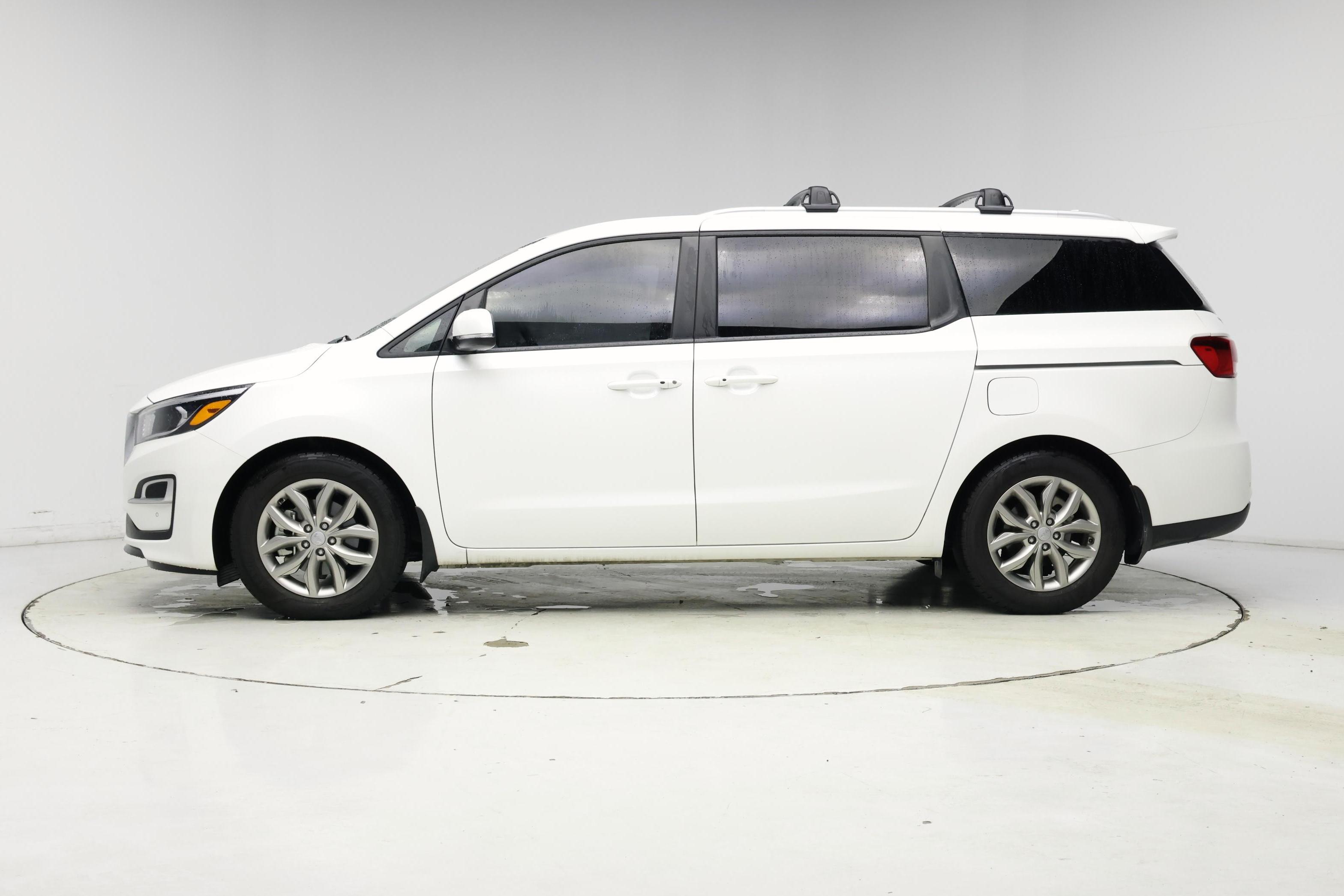 Thumbnail: 2021 Kia Sedona - 3