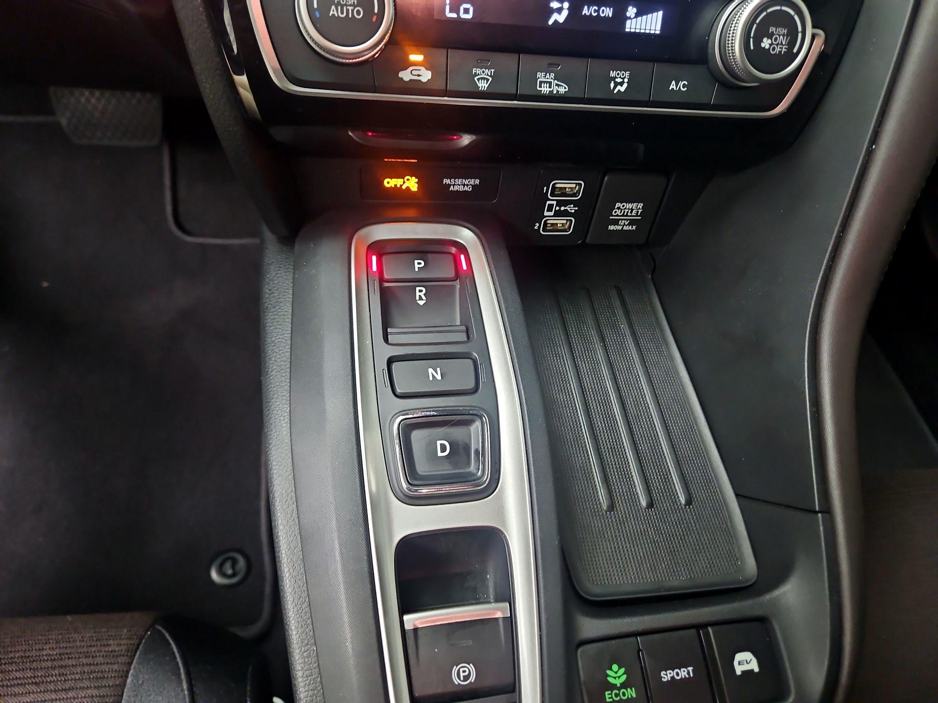 Thumbnail: 2020 Honda Insight - 17