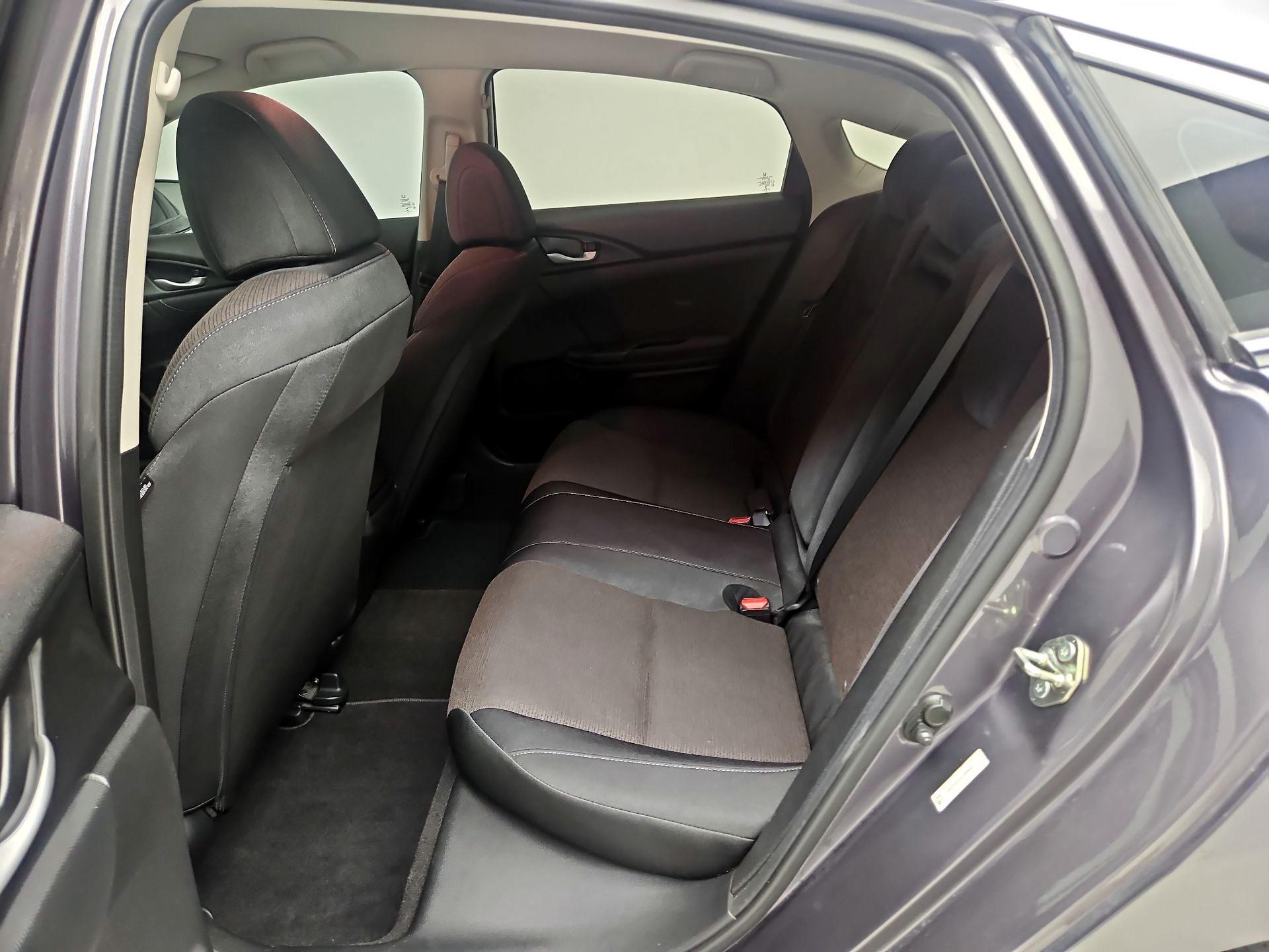 Thumbnail: 2020 Honda Insight - 19