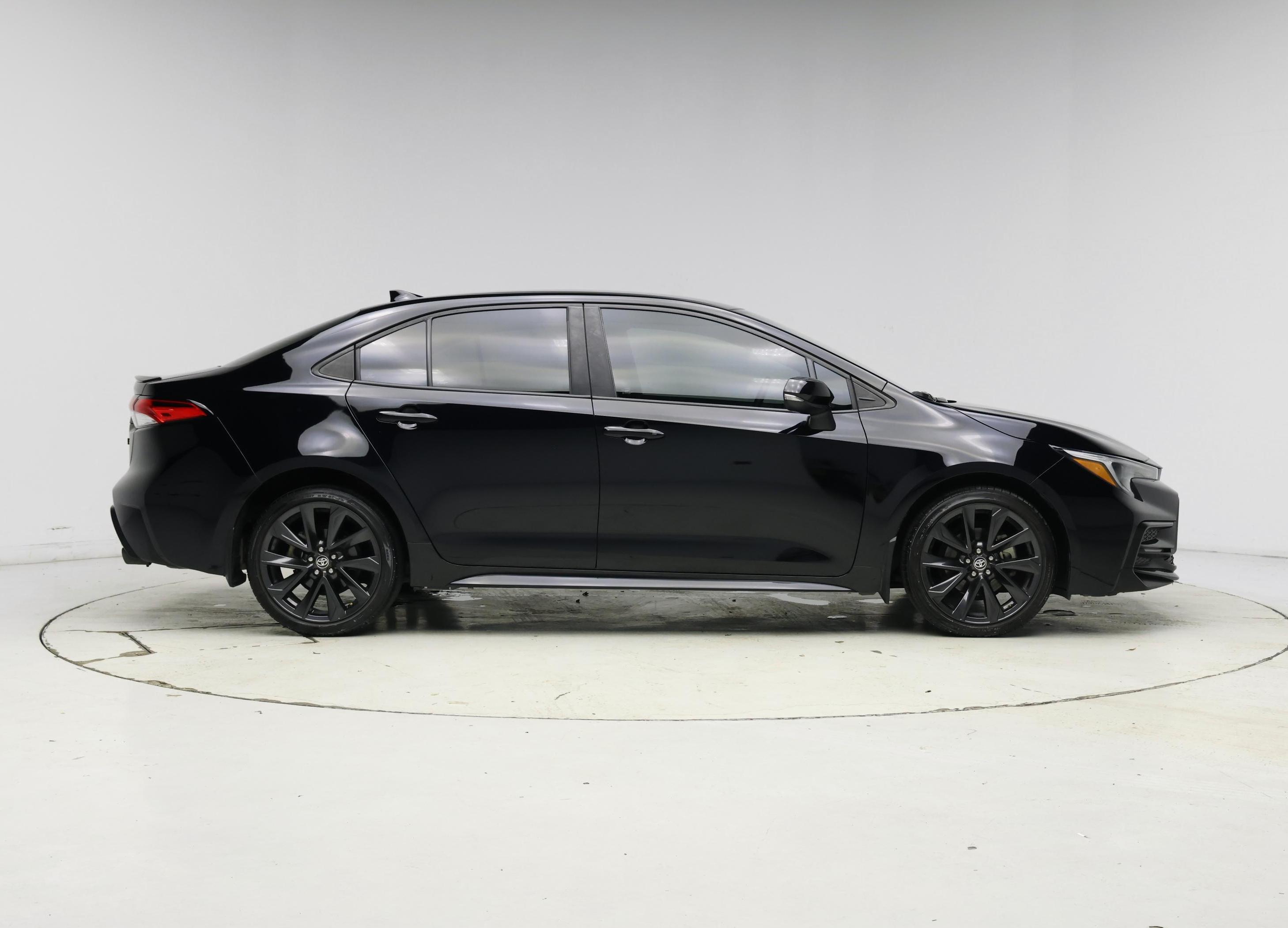 Thumbnail: 2023 Toyota Corolla - 7