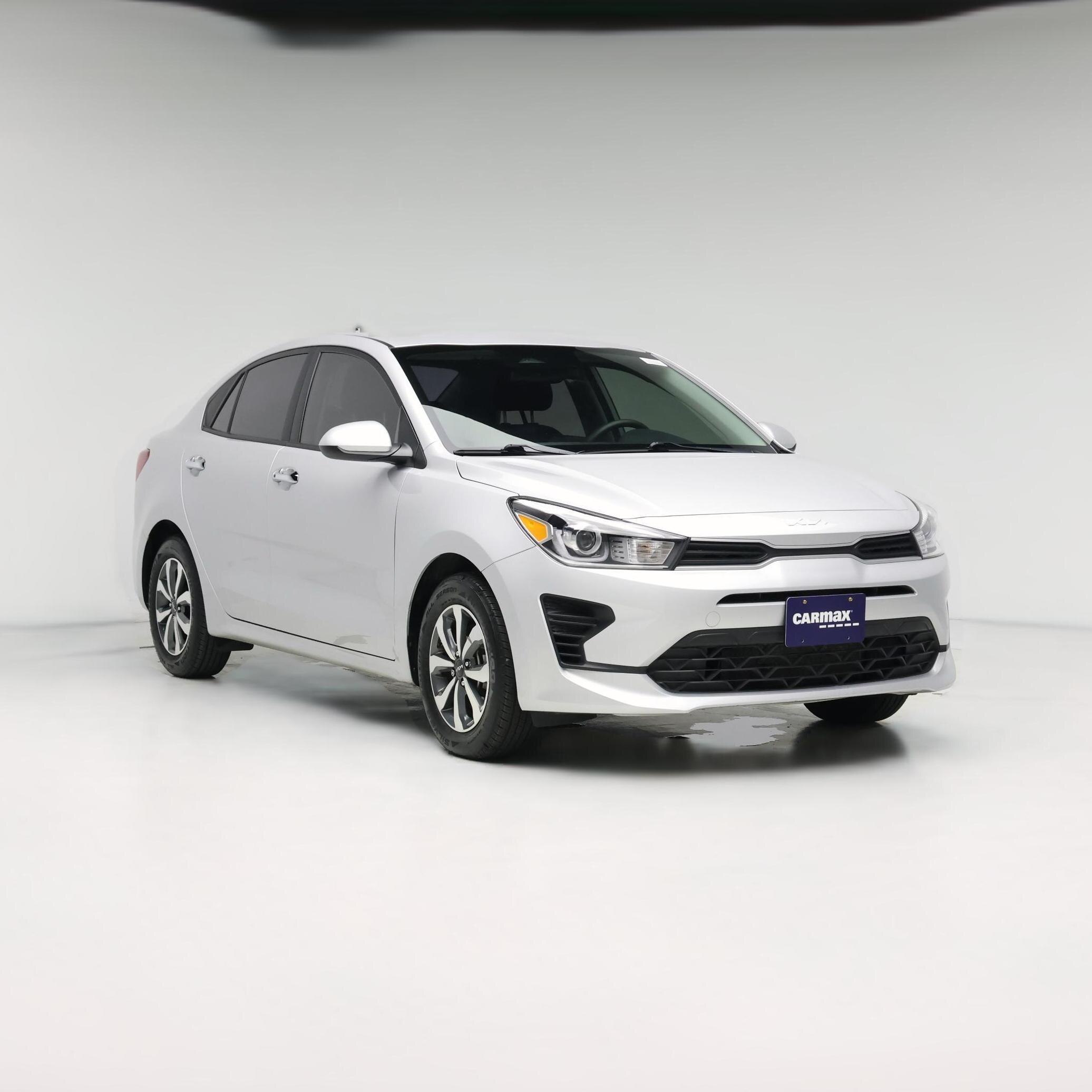 Thumbnail: 2023 Kia Rio - 1