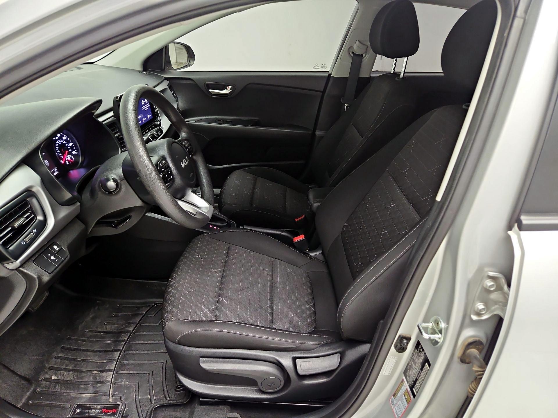 Thumbnail: 2023 Kia Rio - 11