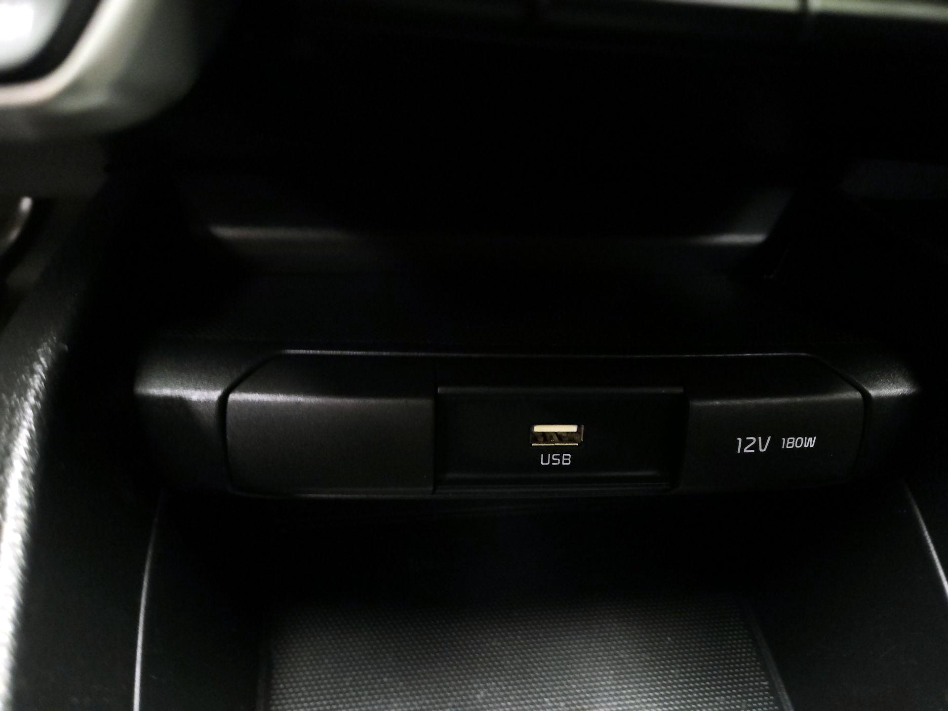 Thumbnail: 2023 Kia Rio - 18