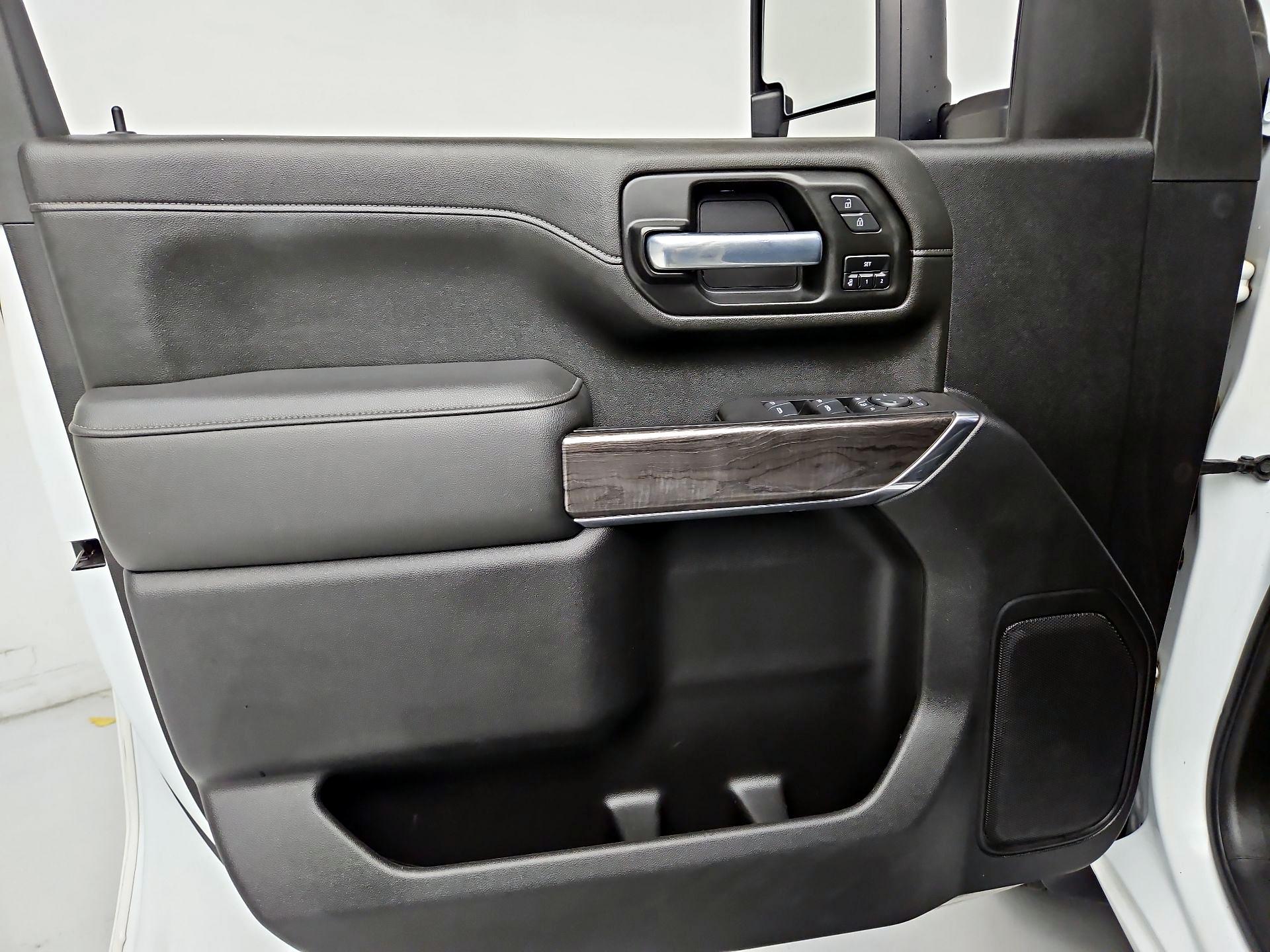 Thumbnail: 2021 Chevrolet Silverado 2500 - 12