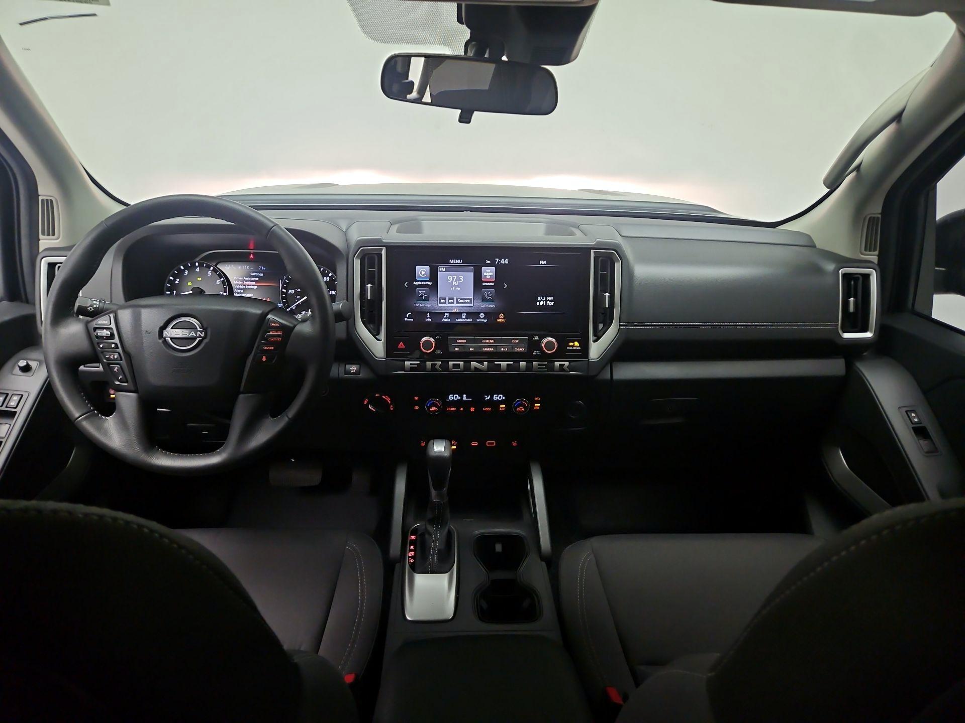 Thumbnail: 2025 Nissan Frontier - 9