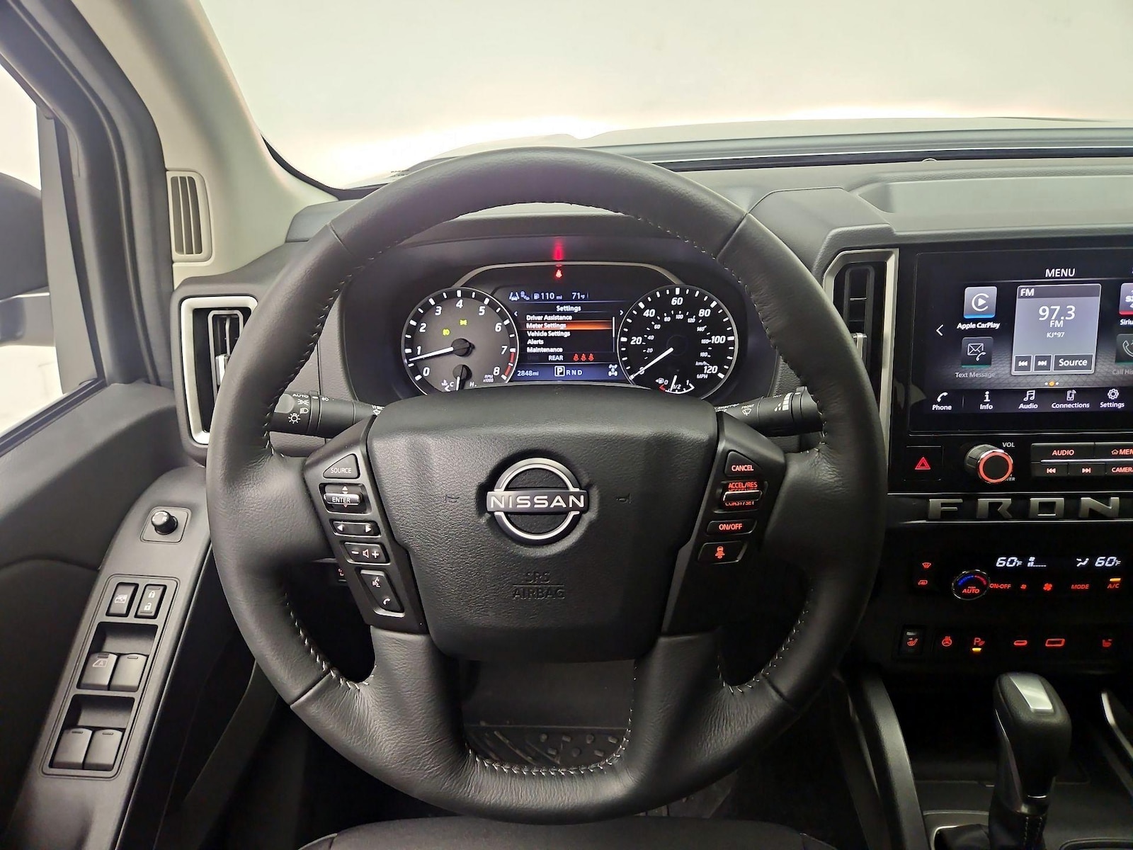 2025 Nissan Frontier SV - Photo 11