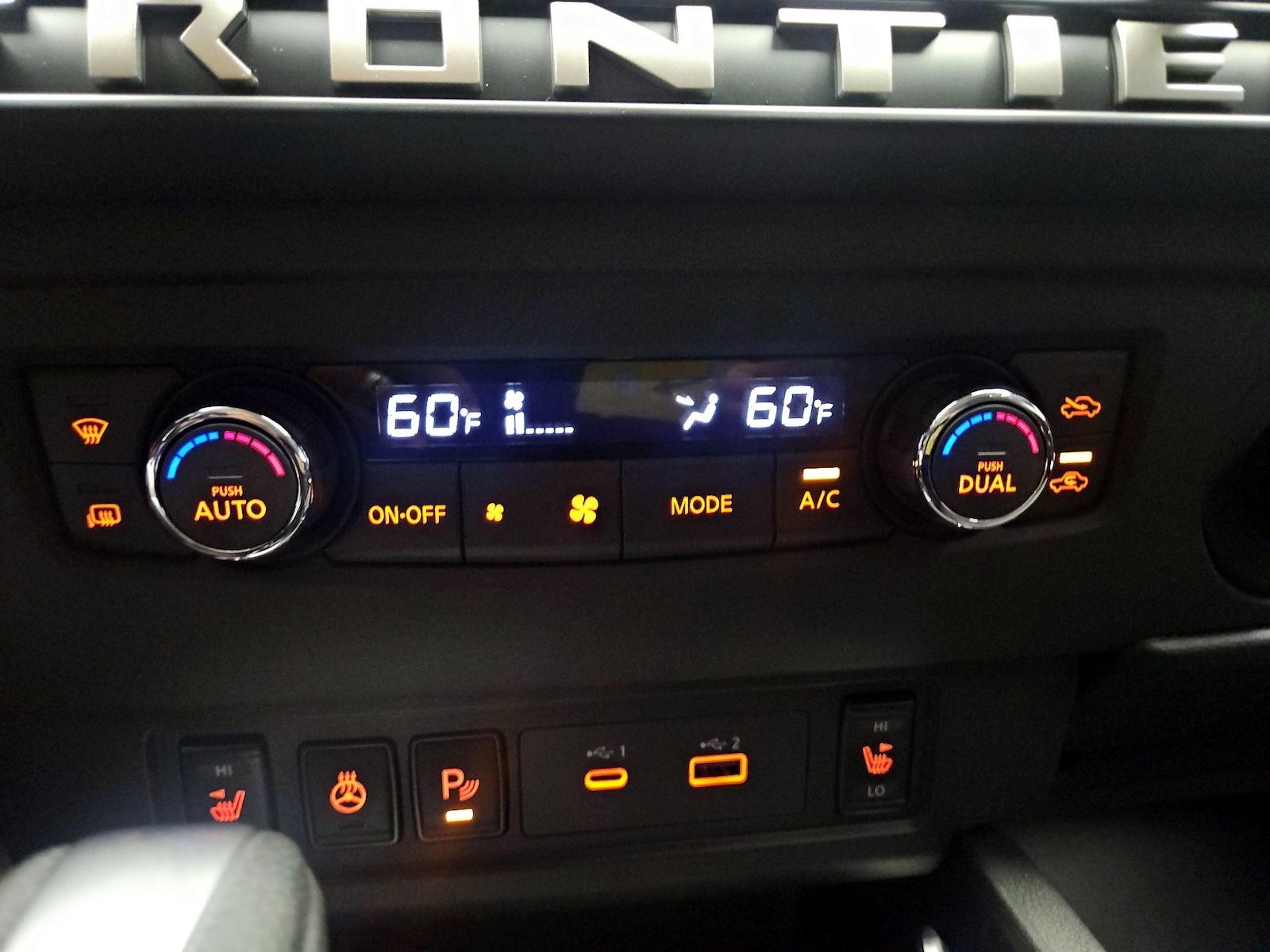 2025 Nissan Frontier SV - Photo 17