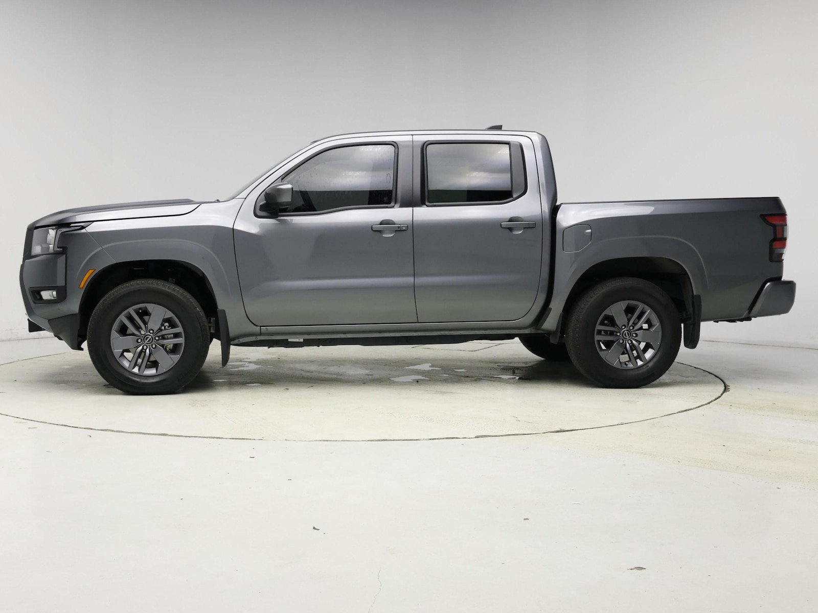 2025 Nissan Frontier SV - Photo 4