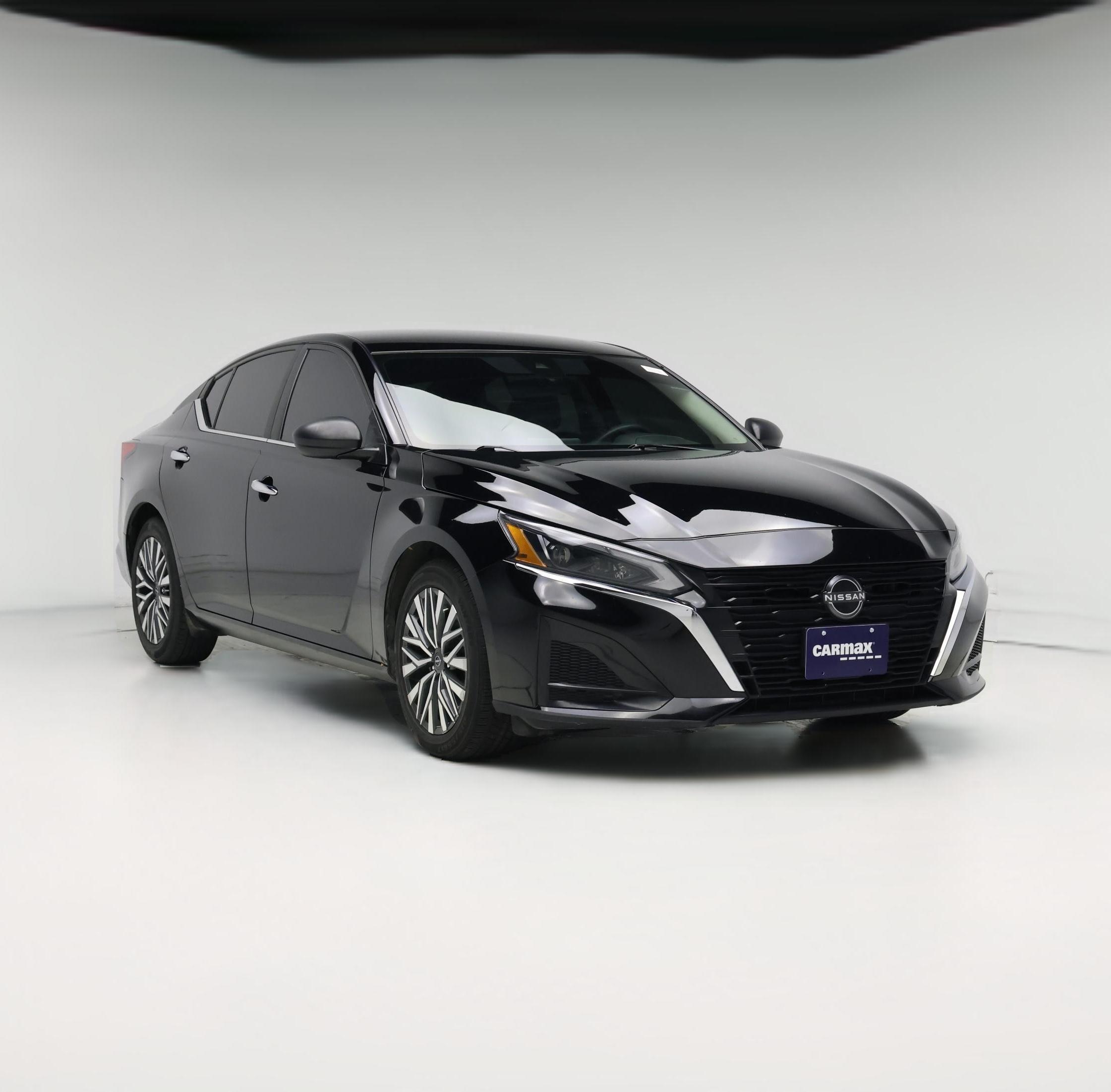 Thumbnail: 2024 Nissan Altima - 1