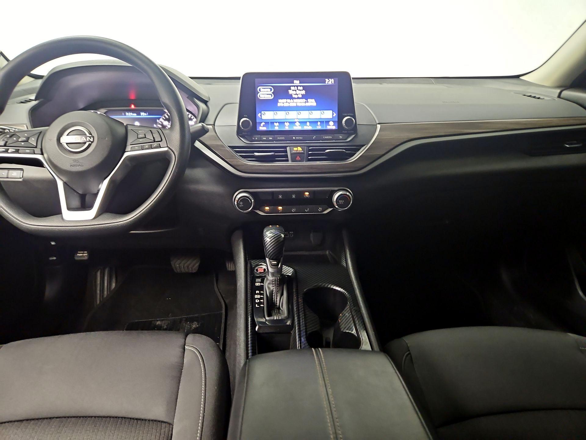 Thumbnail: 2024 Nissan Altima - 9