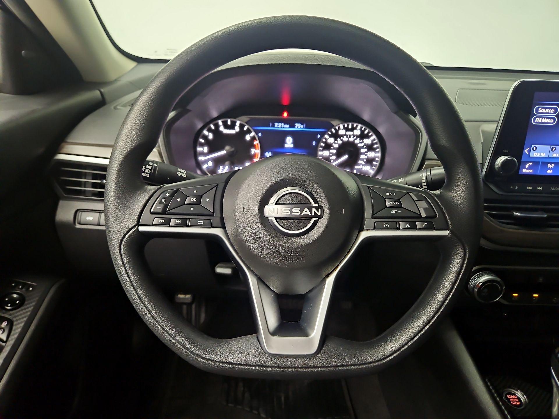 Thumbnail: 2024 Nissan Altima - 10