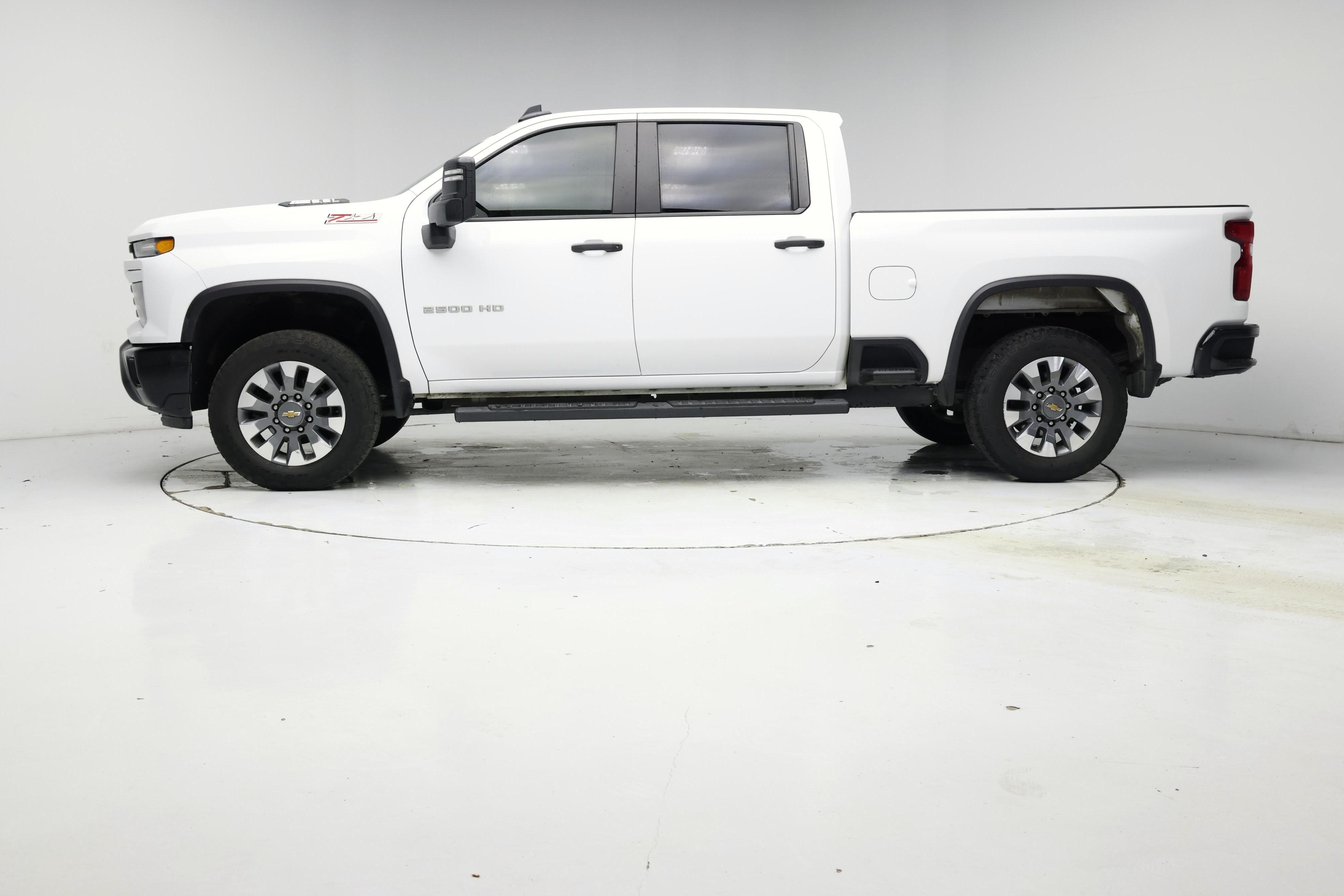 Thumbnail: 2024 Chevrolet Silverado 2500 - 3