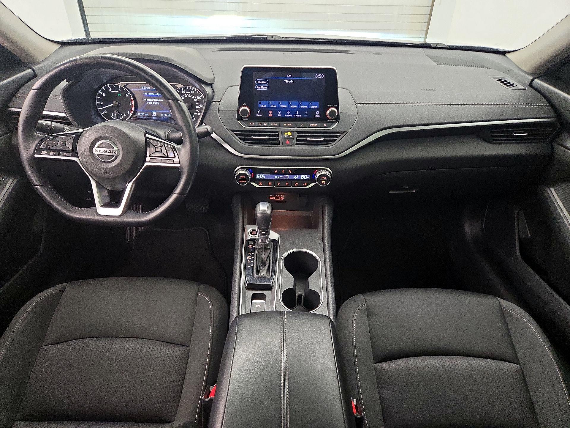 Thumbnail: 2019 Nissan Altima - 9