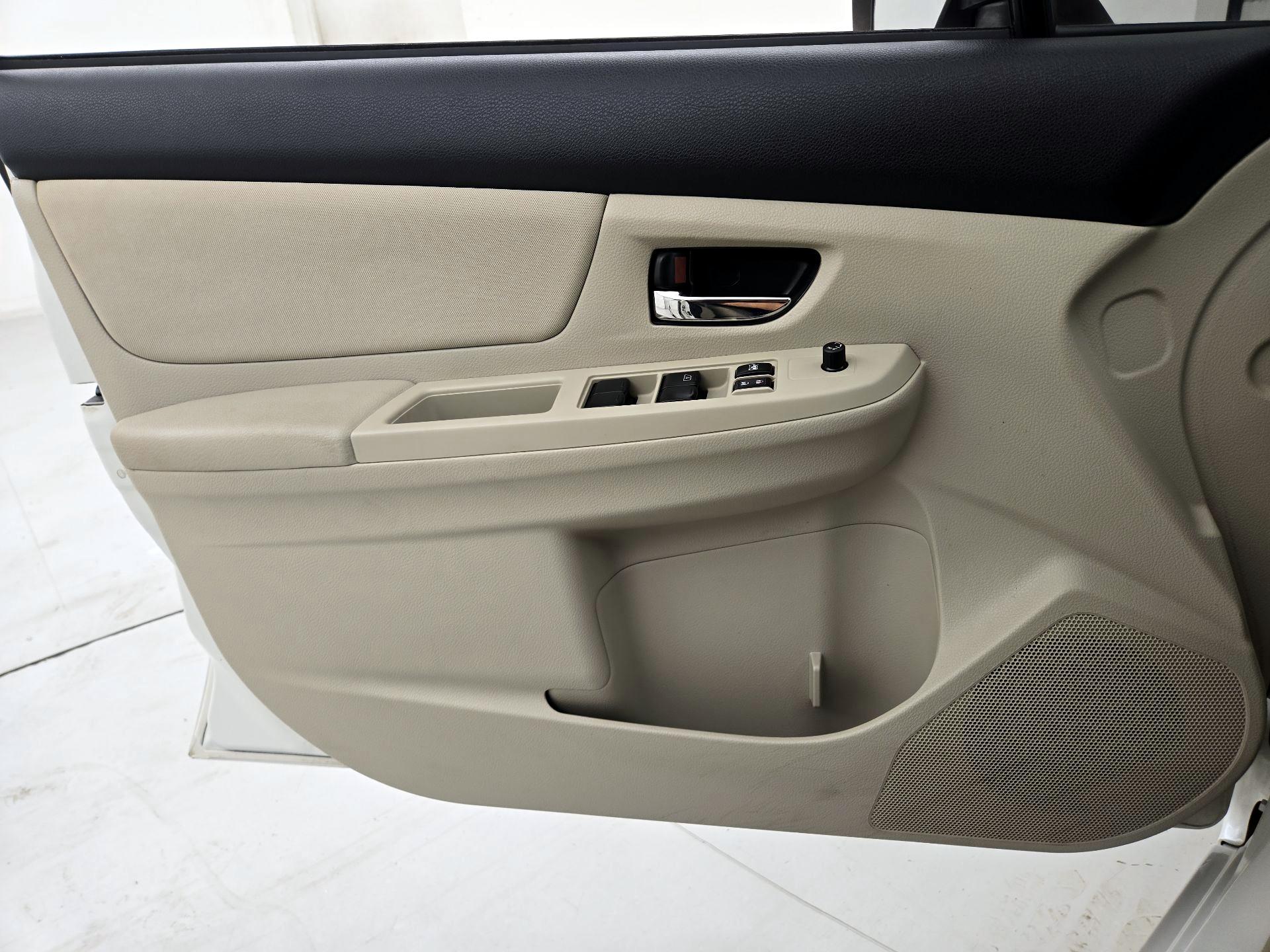 Thumbnail: 2014 Subaru Impreza - 12