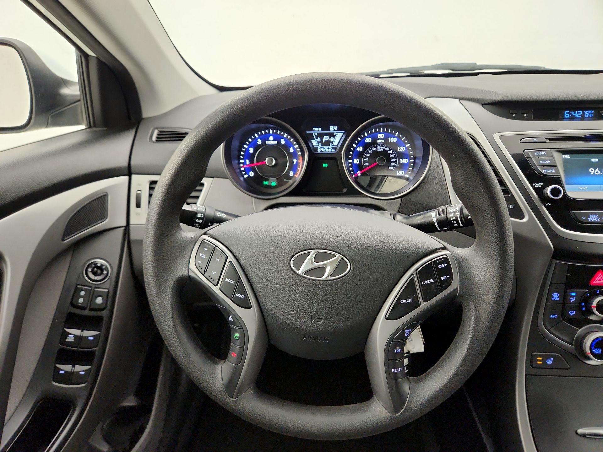 Thumbnail: 2014 Hyundai Elantra - 10