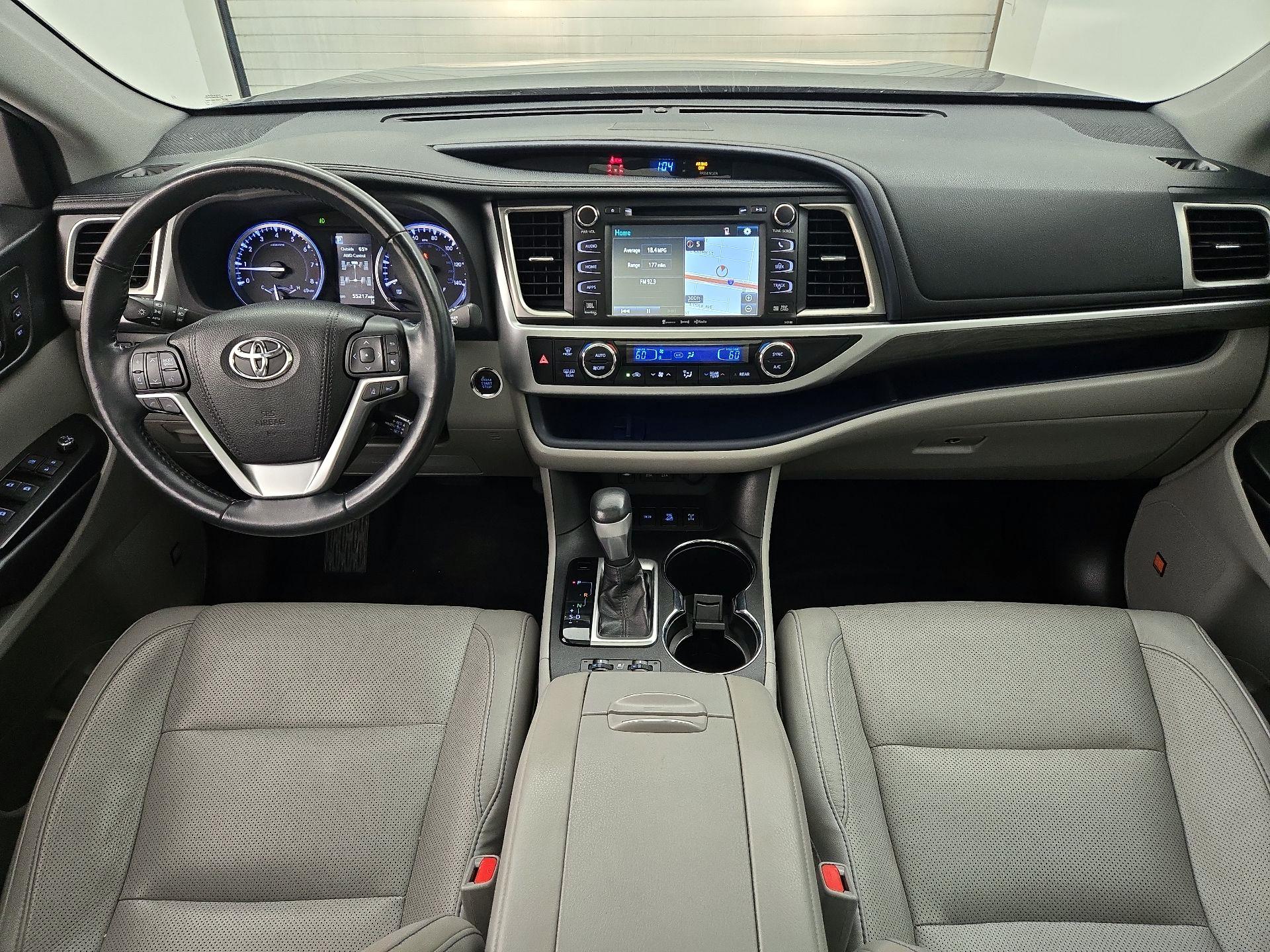 Thumbnail: 2018 Toyota Highlander - 9