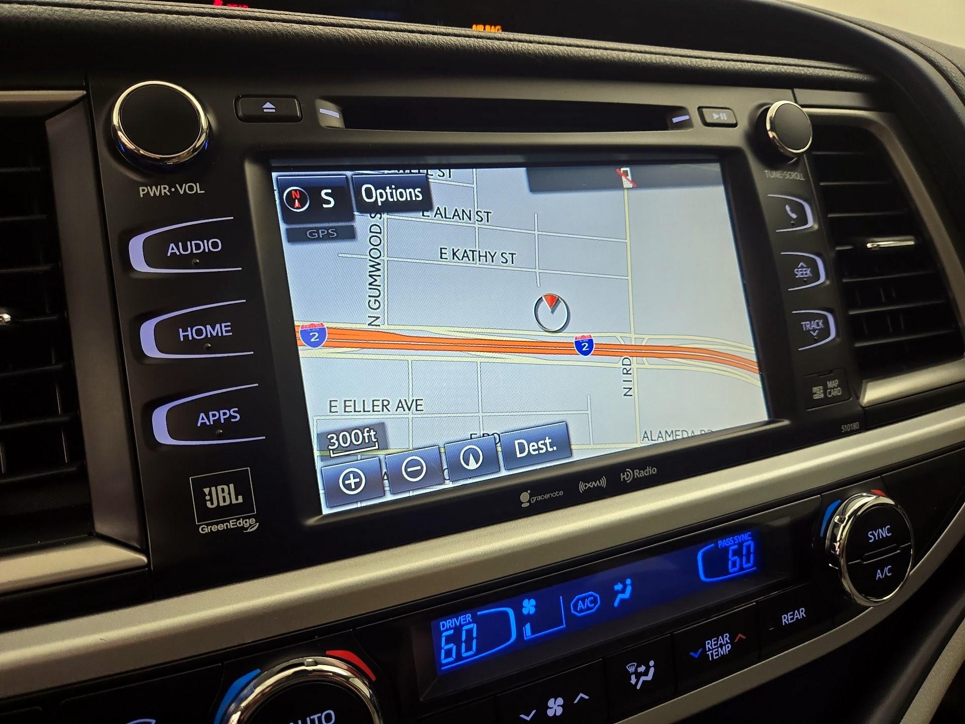 Thumbnail: 2018 Toyota Highlander - 14