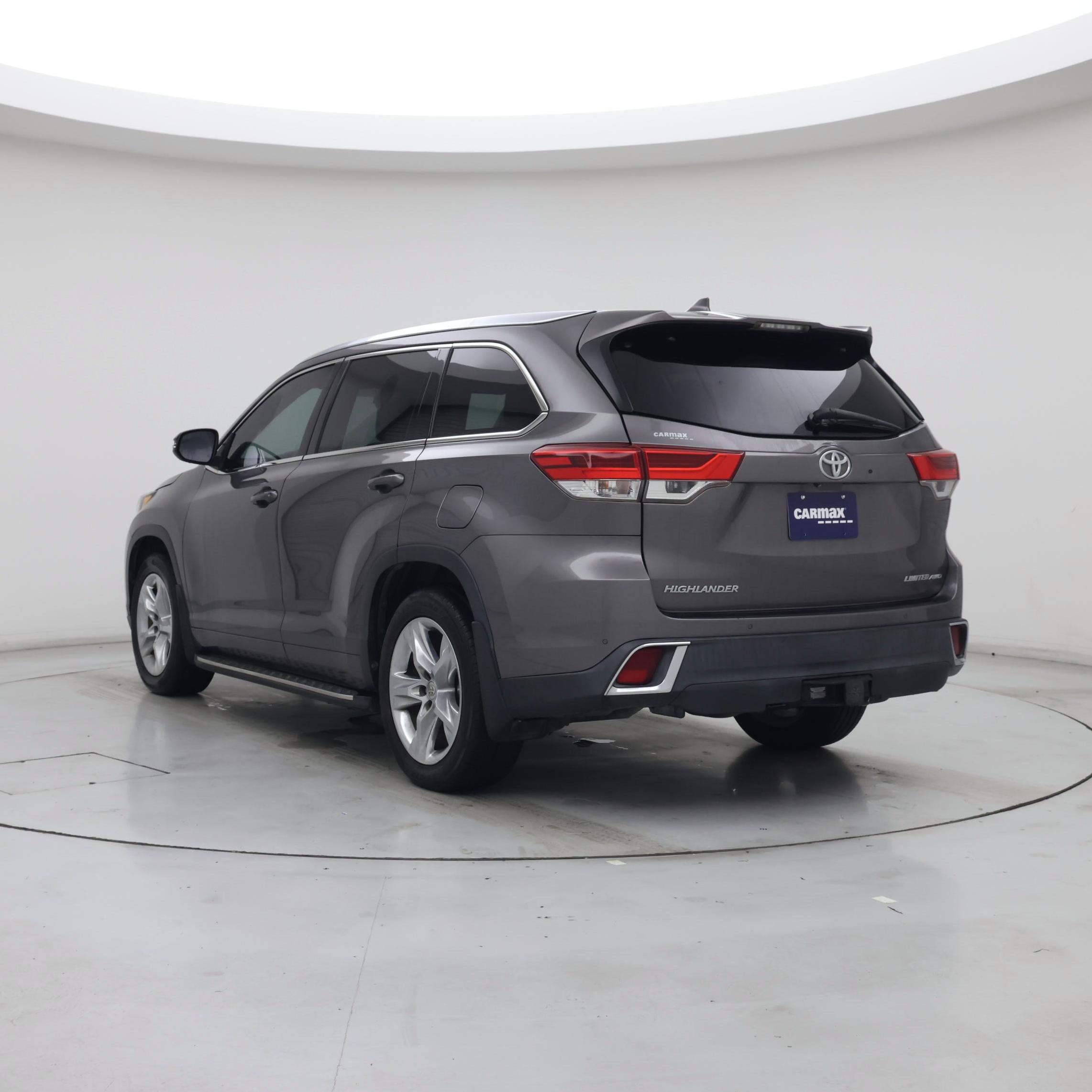 Thumbnail: 2018 Toyota Highlander - 2