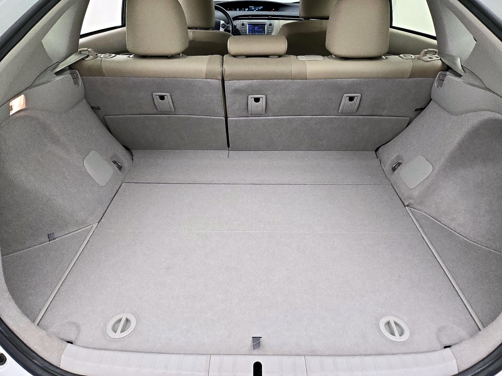 Thumbnail: 2015 Toyota Prius - 20