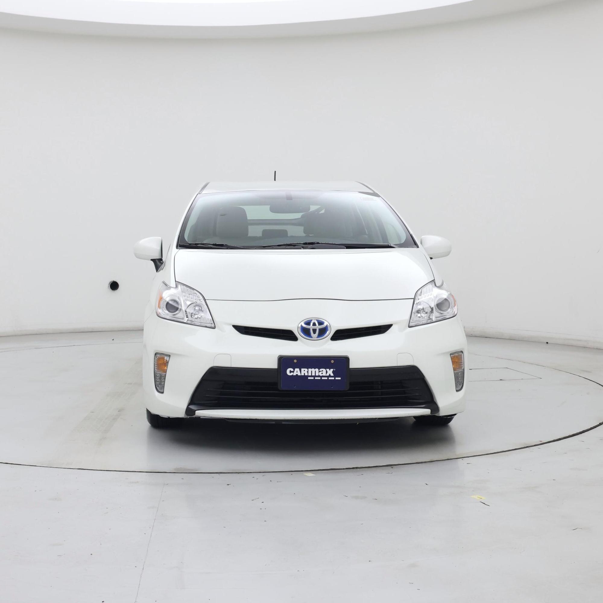 Thumbnail: 2015 Toyota Prius - 5