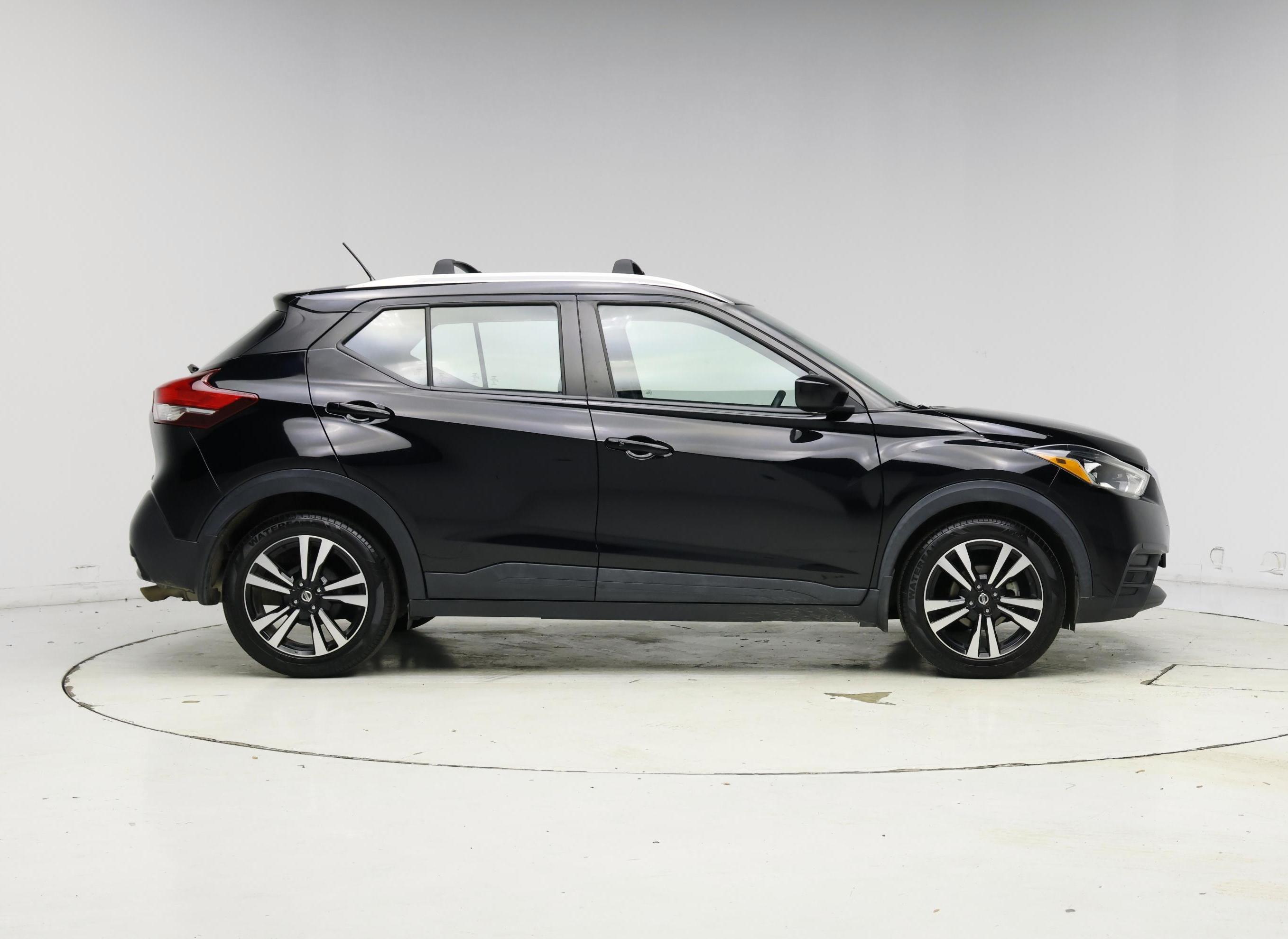 Thumbnail: 2019 Nissan Kicks - 7