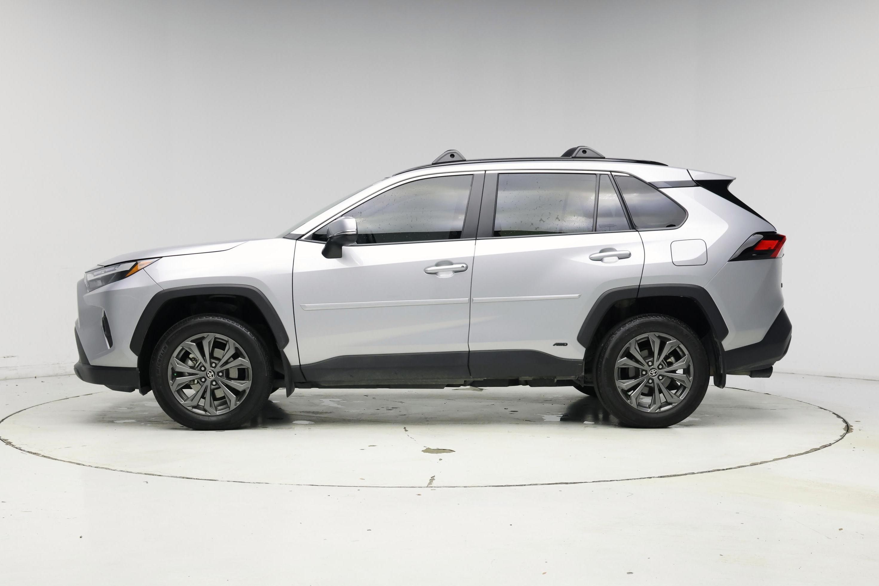 Thumbnail: 2024 Toyota RAV4 - 3