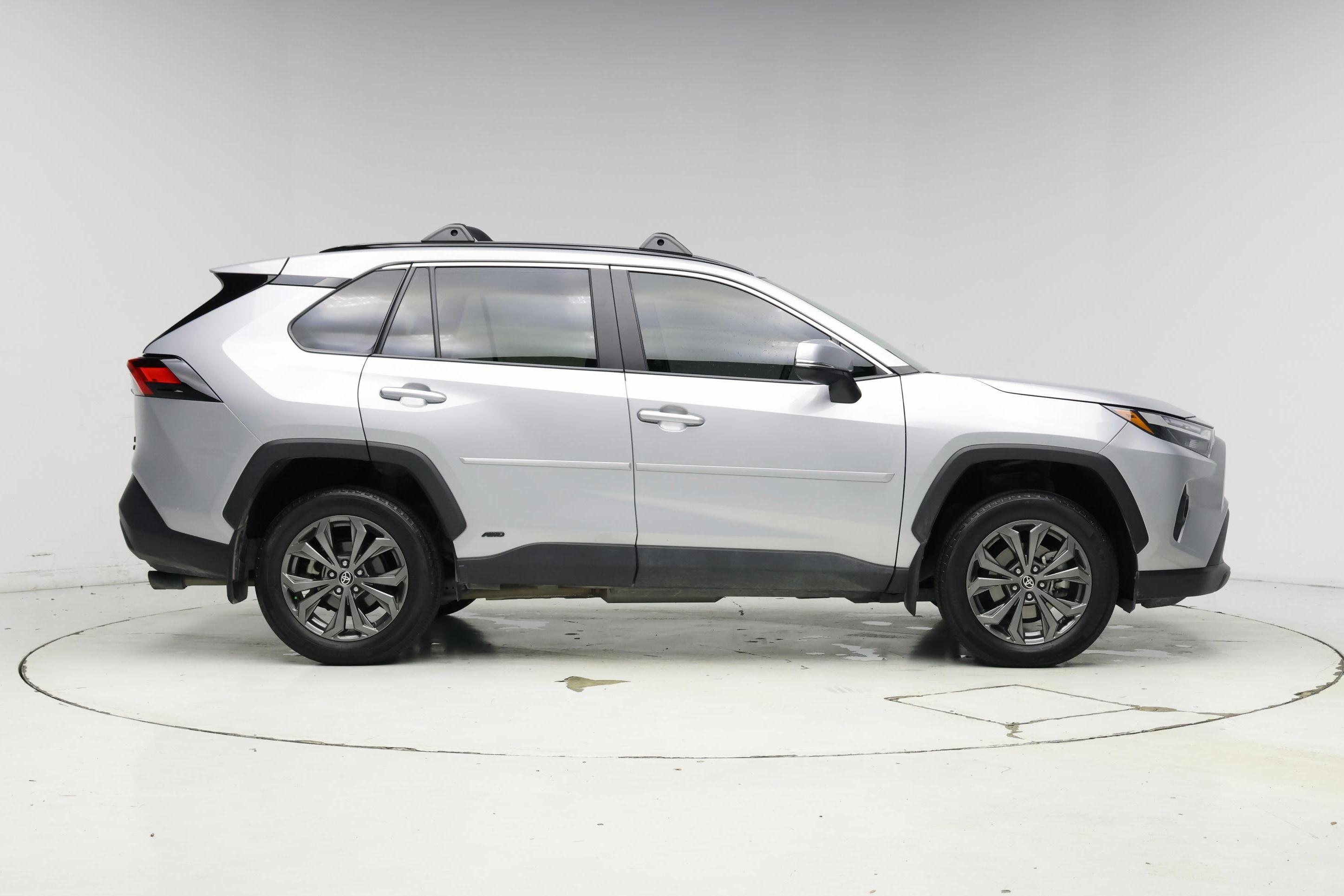 Thumbnail: 2024 Toyota RAV4 - 7