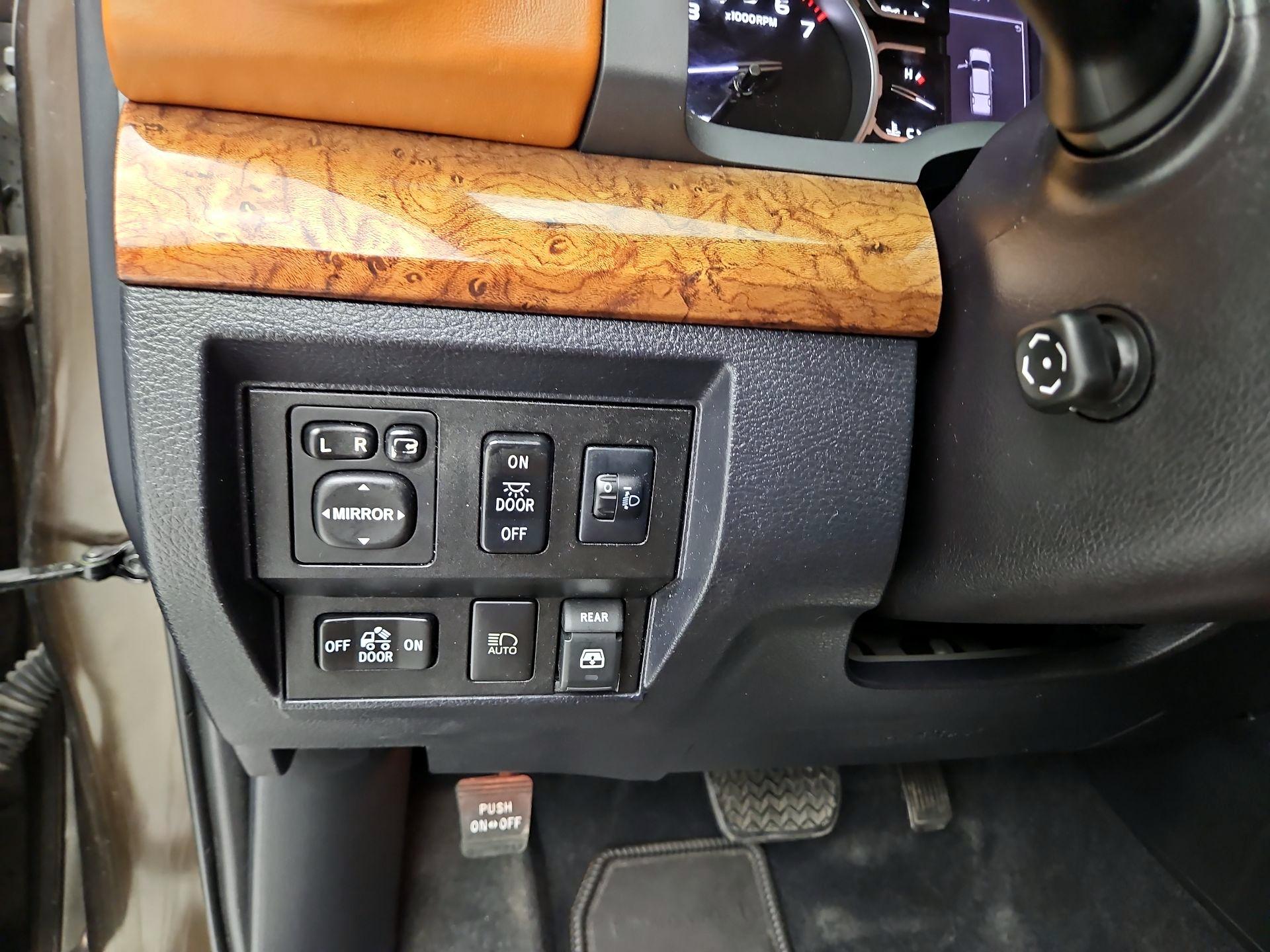 Thumbnail: 2018 Toyota Tundra - 13